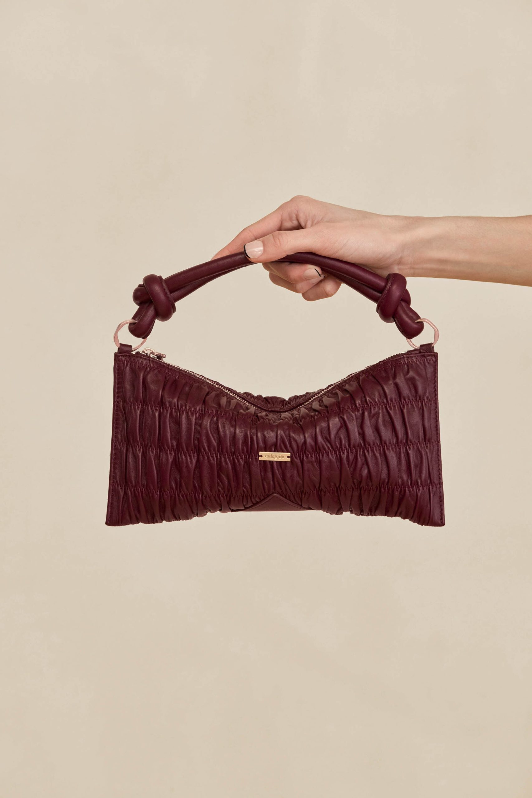 250127_DR_CG_SP25_RESHOOT_HANDBAGS_0013_HERANANOSHOULDER_CHIANTIcopy_WEBBED-scaled