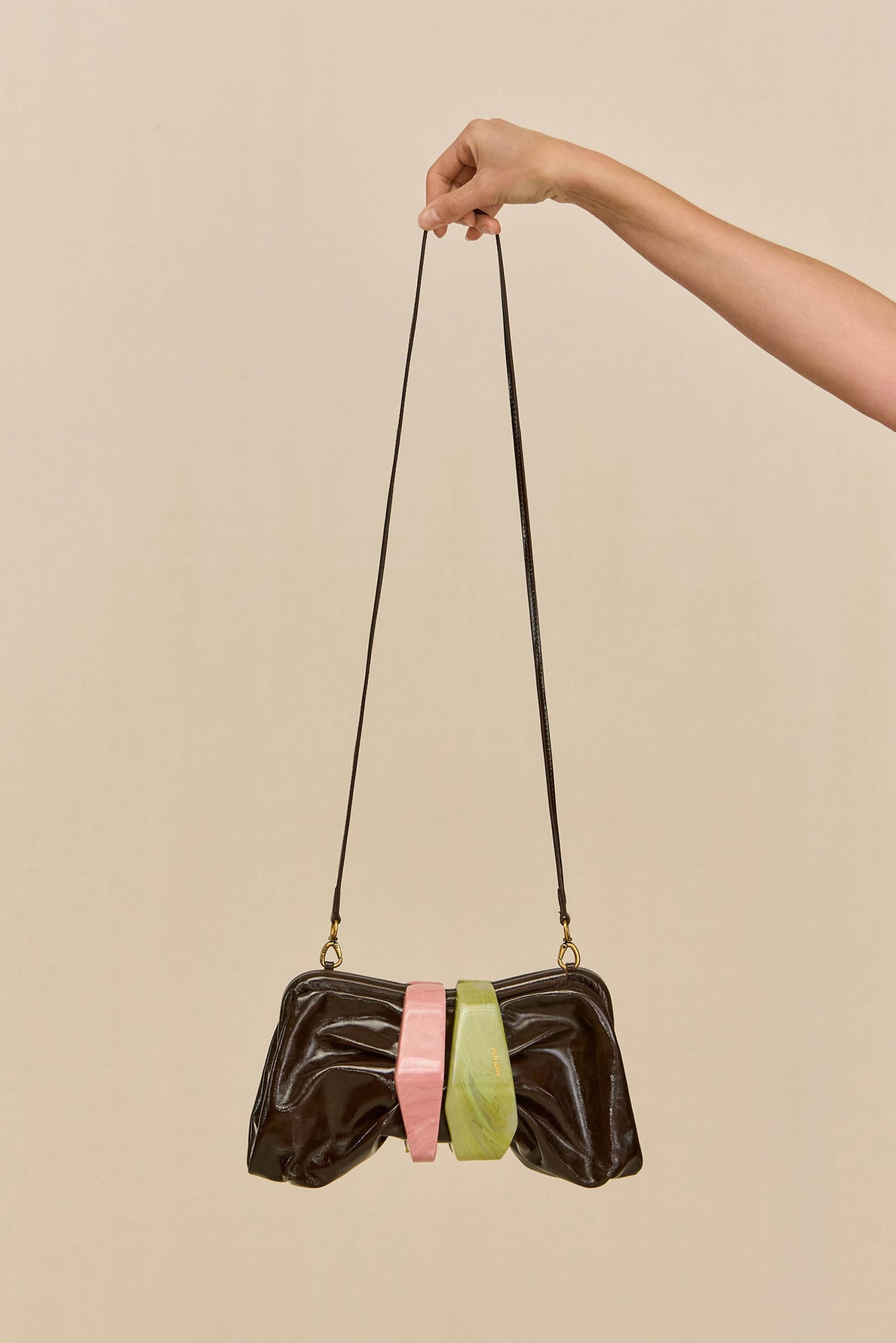 250825_DR_CG_SP26_HS26_86_HANDBAGS_0002_WEBBED-scaled
