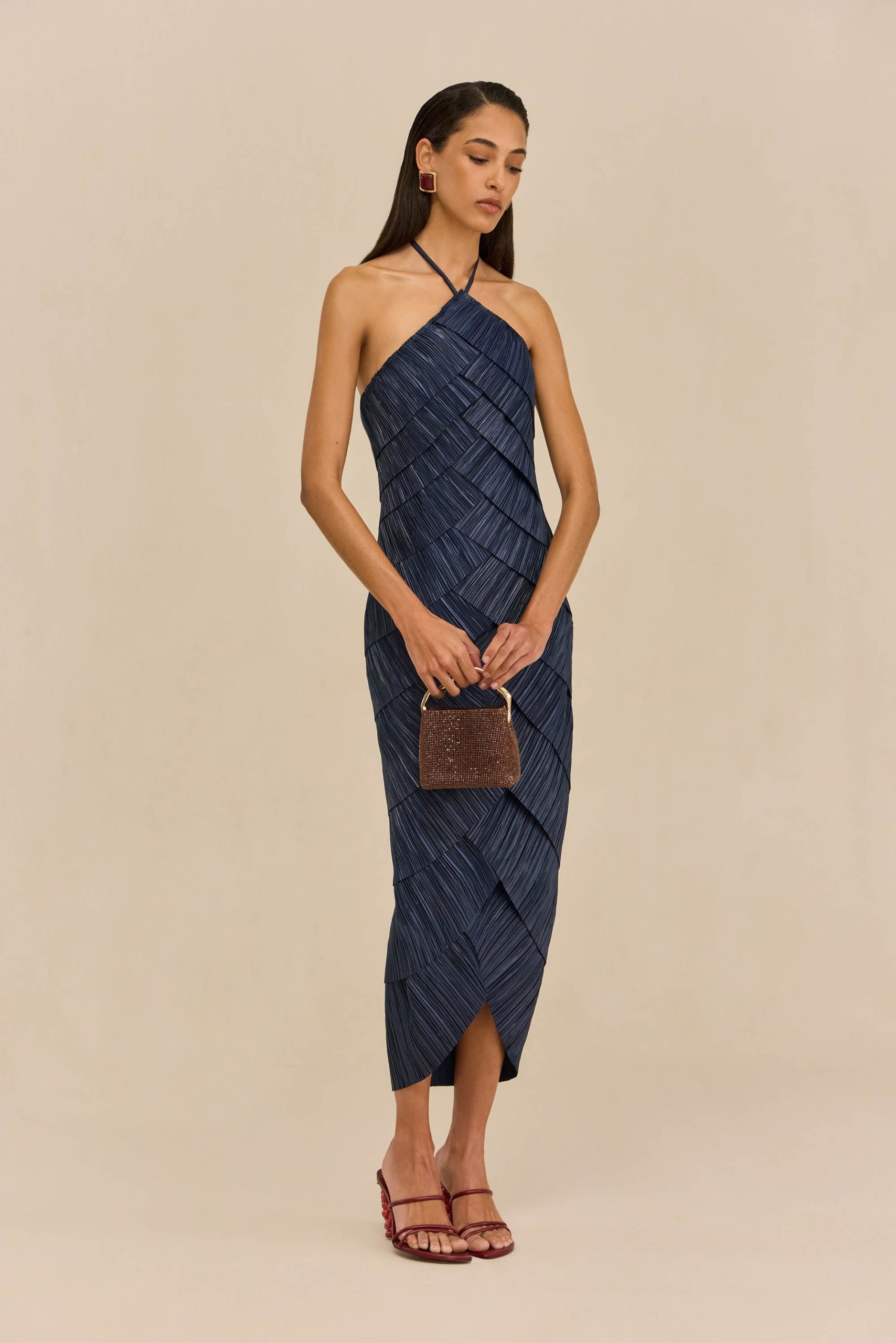 251110_DR_CULT_GAIA_R26_RESHOOTS_02_PATRIZIA_DRESS_DP_LAKE_0018_WEBBED-scaled