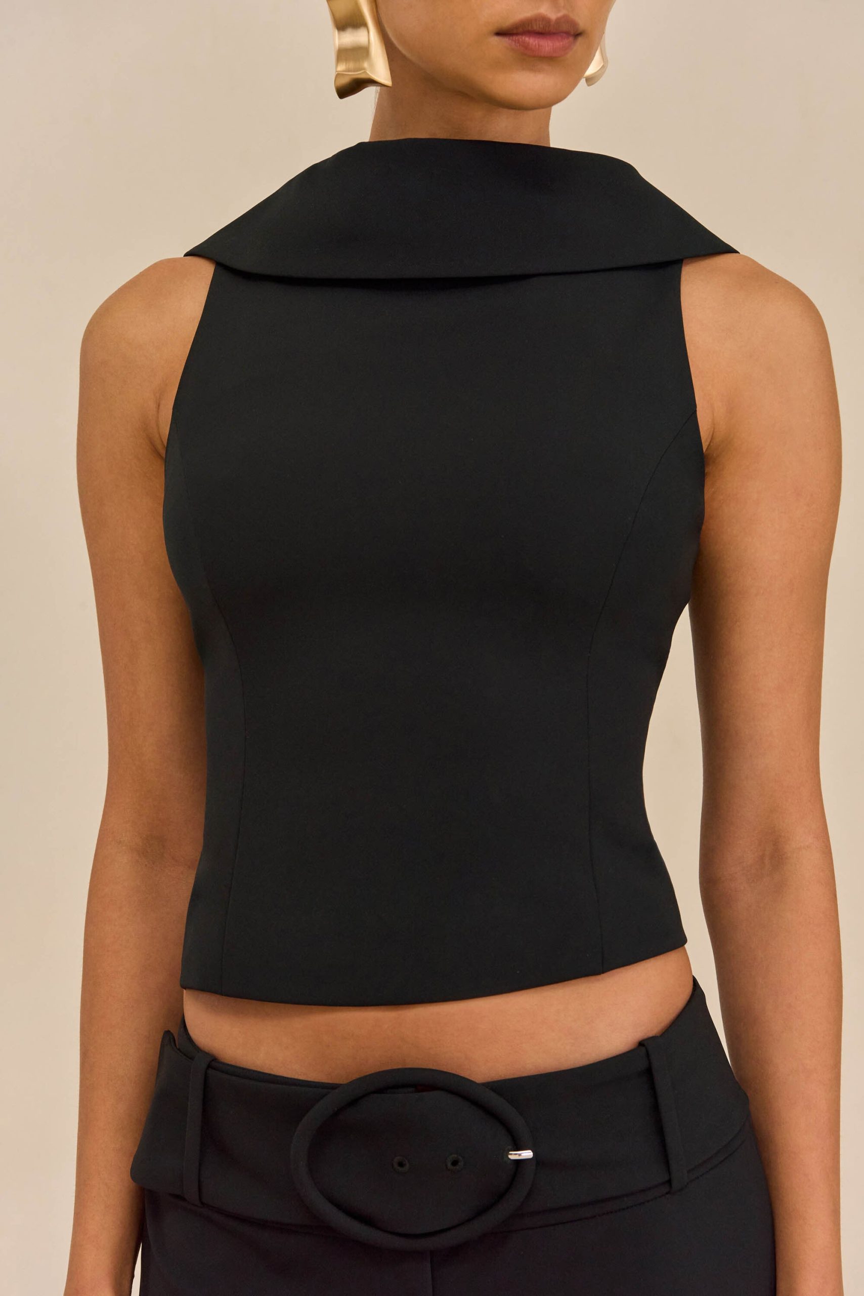251110_DR_CULT_GAIA_R26_RESHOOTS_41_IMANIA_TOP_BLK_ZAKI_PANT_BLK_0012_WEBBED-scaled