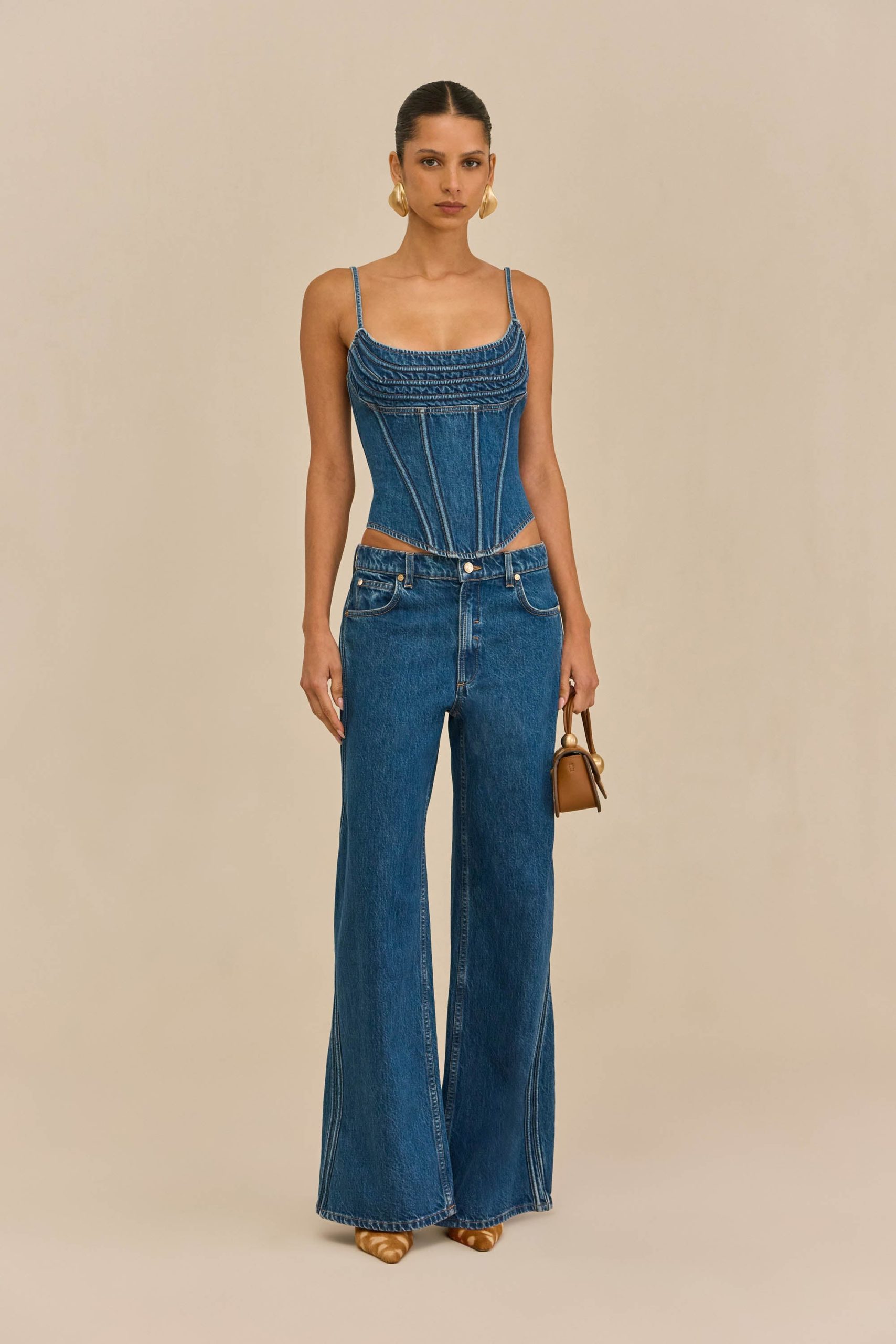 251110_DR_CULT_GAIA_R26_RESHOOTS_51_MAJA_PANT_CHIYA_TOP_80S_BLUE_0008_WEBBED-scaled