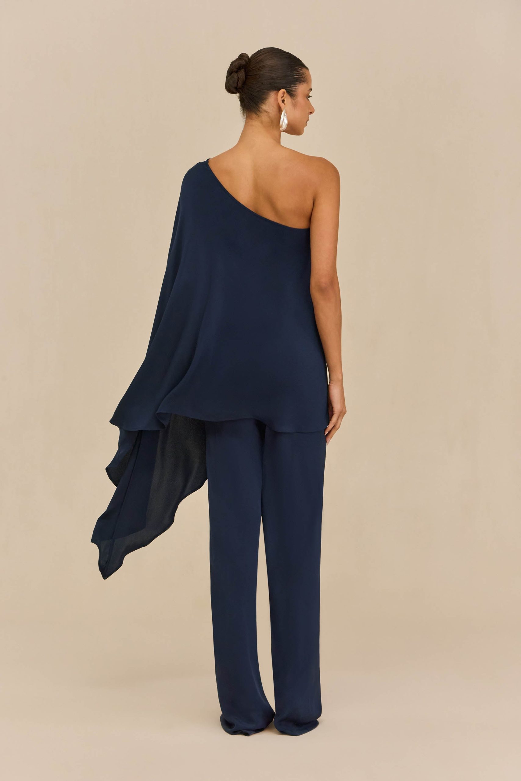 251110_DR_CULT_GAIA_R26_RESHOOTS_72_TAJISHA_TOP_SARA_PANT_DP_LK_0050_WEBBED-scaled