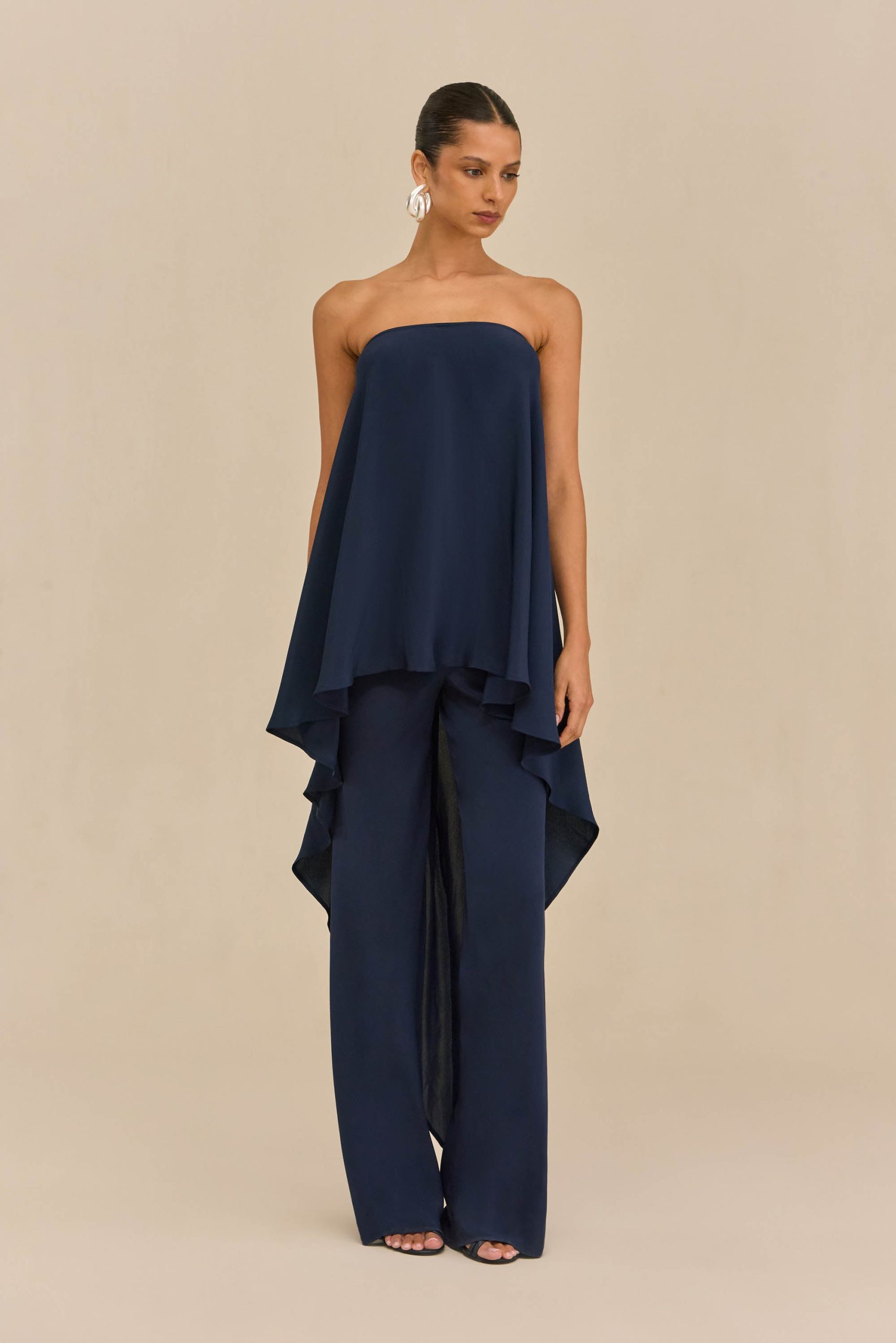 251110_DR_CULT_GAIA_R26_RESHOOTS_72_TAJISHA_TOP_SARA_PANT_DP_LK_0085_WEBBED-scaled