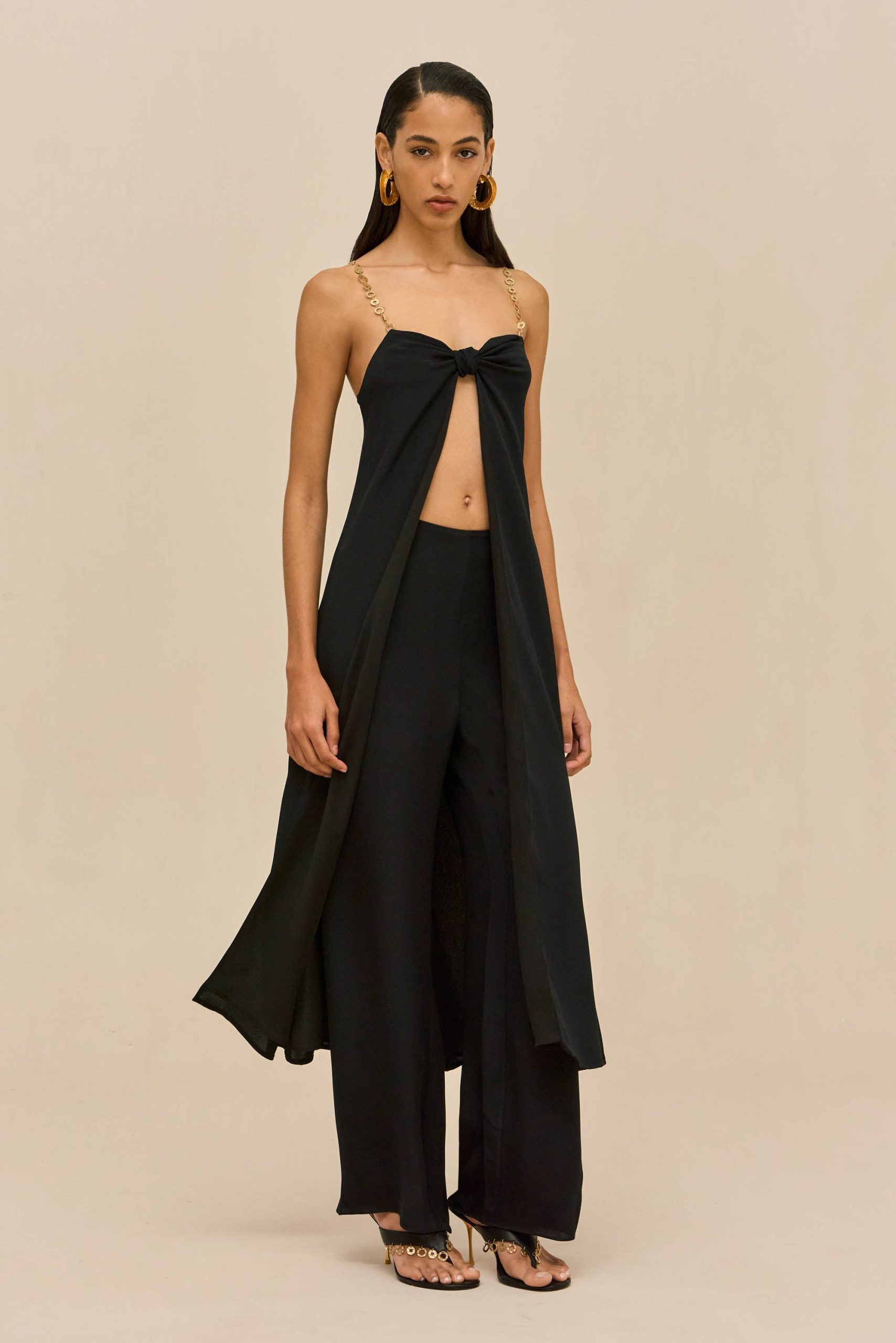 251117_DR_CG_PF26_LB_03_RIXIE_TOP_SARA_PANT_BLK_0022_WEBBED-scaled