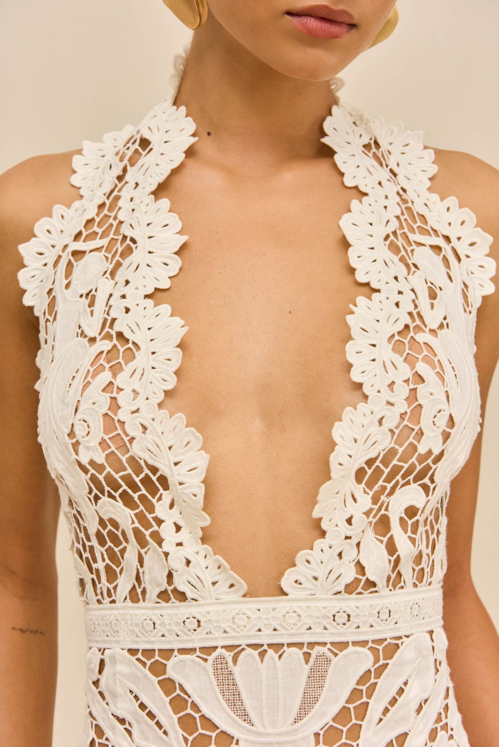 251117_DR_CG_PF26_LB_63_GEMINI_GOWN_OW_0028_WEBBED-scaled