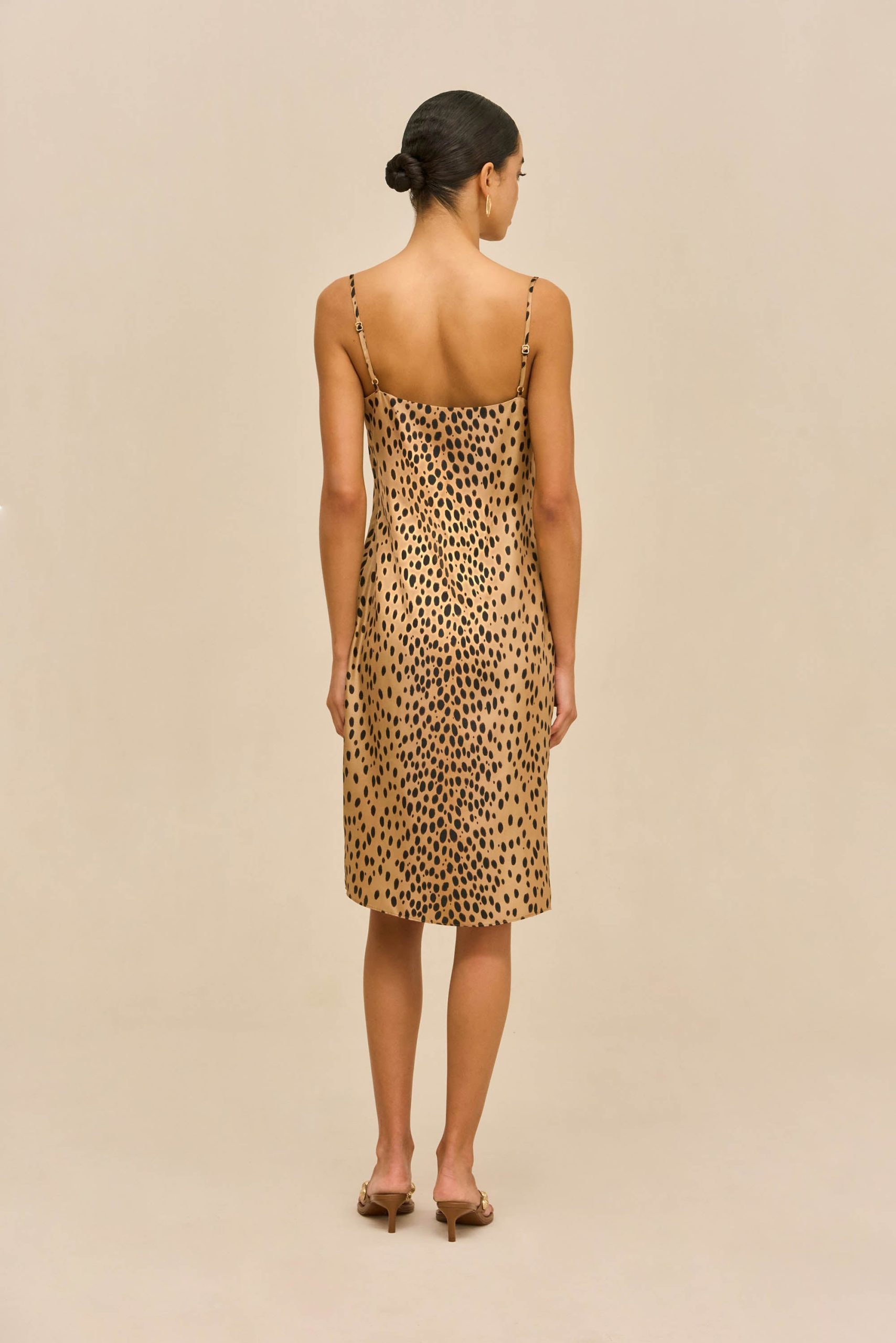 251118_DR_CG_PF26_LB_101_RENESME_DRESS_CHEETAH_0031_WEBBED-scaled