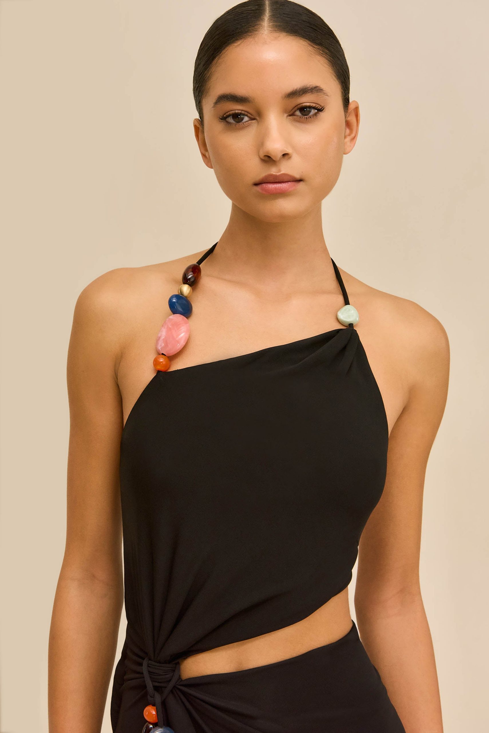 251118_DR_CG_PF26_LB_129_MACIE_GOWN_BLK_0017_WEBBED-scaled