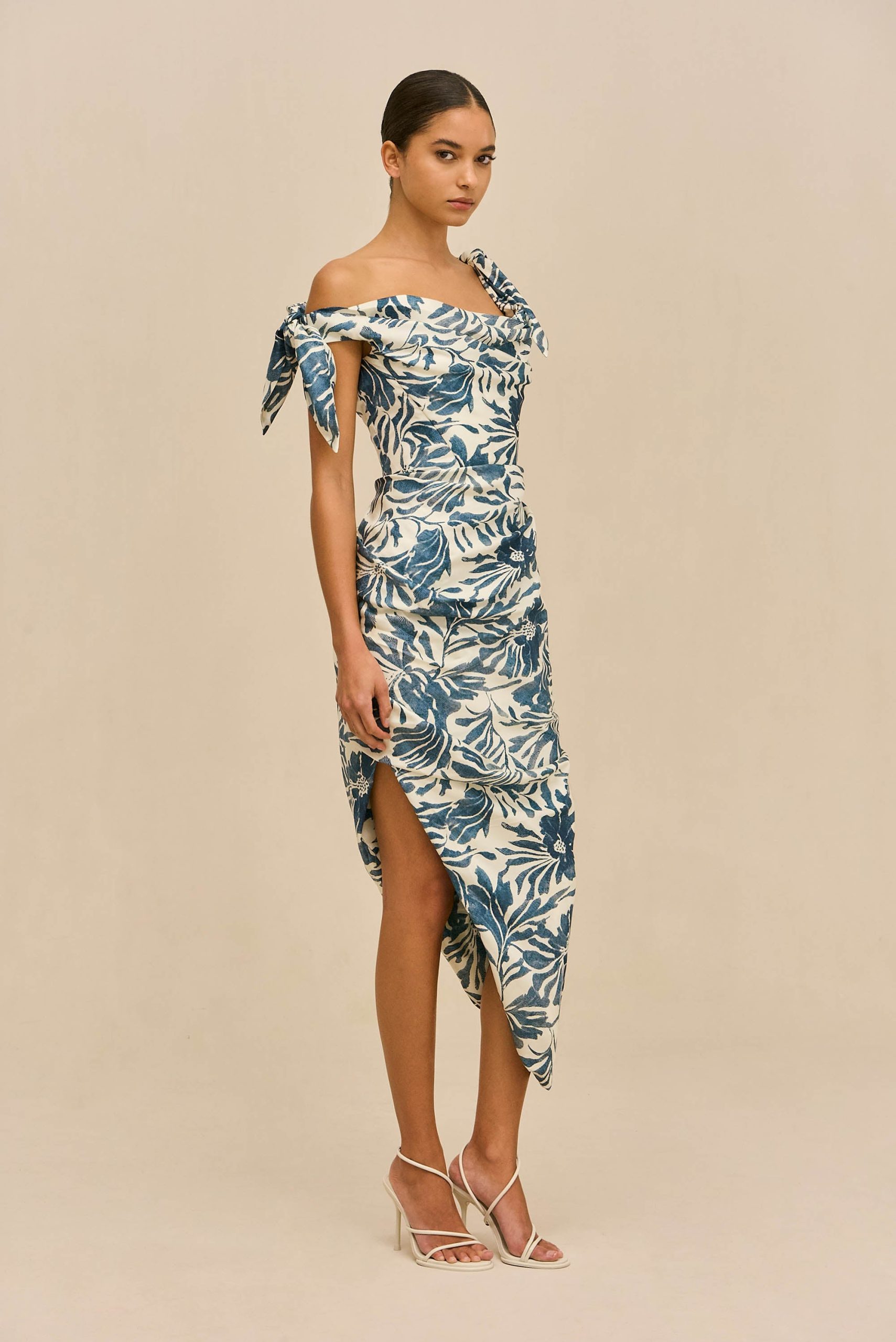 251118_DR_CG_PF26_LB_160_ITHACA_DRESS_ETCHED_FLORAL_0026_WEBBED-scaled
