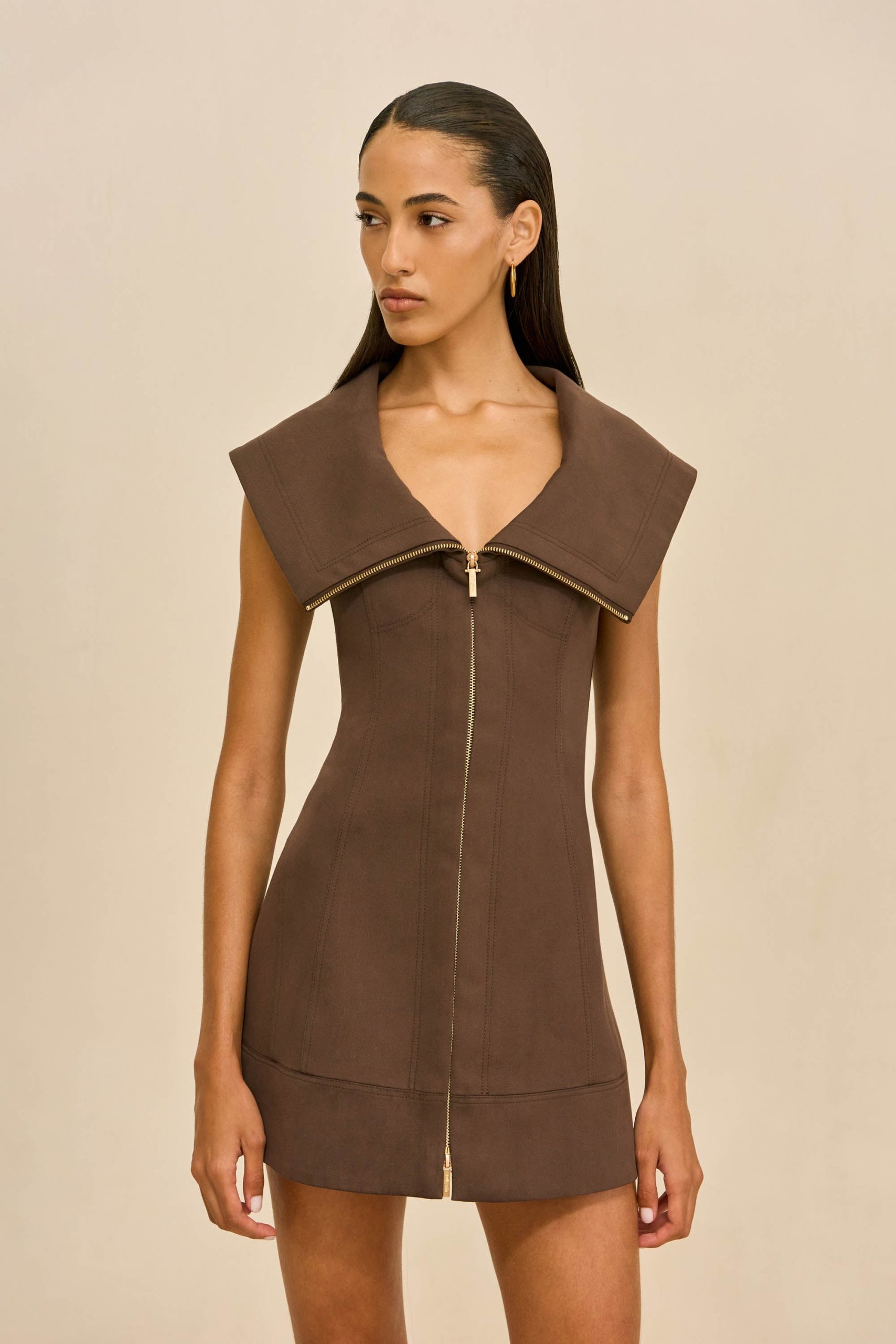 260121_DR_CG_SP_HS26_RESHT_71_AVIE_DRESS_BRN_0033_WEBBED-scaled