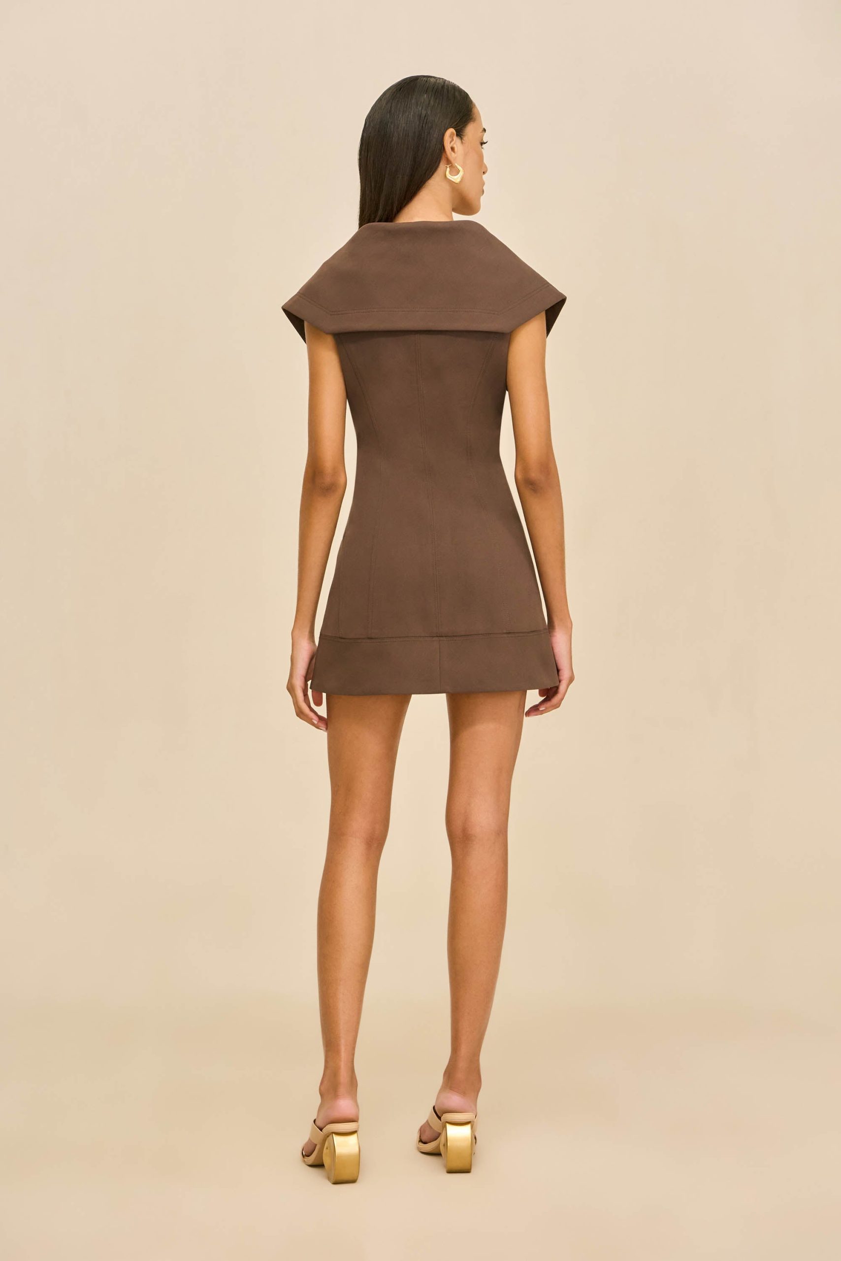 260121_DR_CG_SP_HS26_RESHT_71_AVIE_DRESS_BRN_0047_WEBBED-scaled
