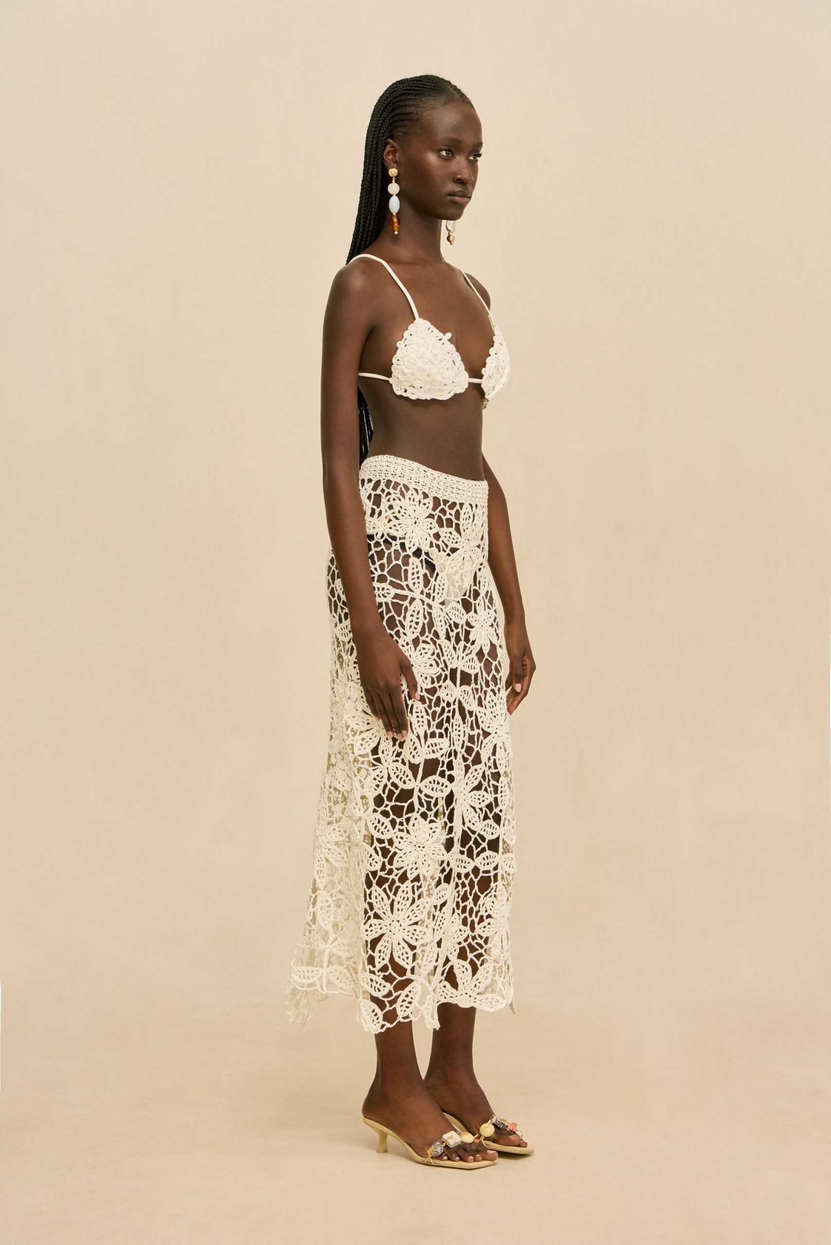 260122_DR_CG_SP_HS26_RESHT_190_AMINA_CROCHET_SKIRT_WHT_0023_WEBBED-scaled