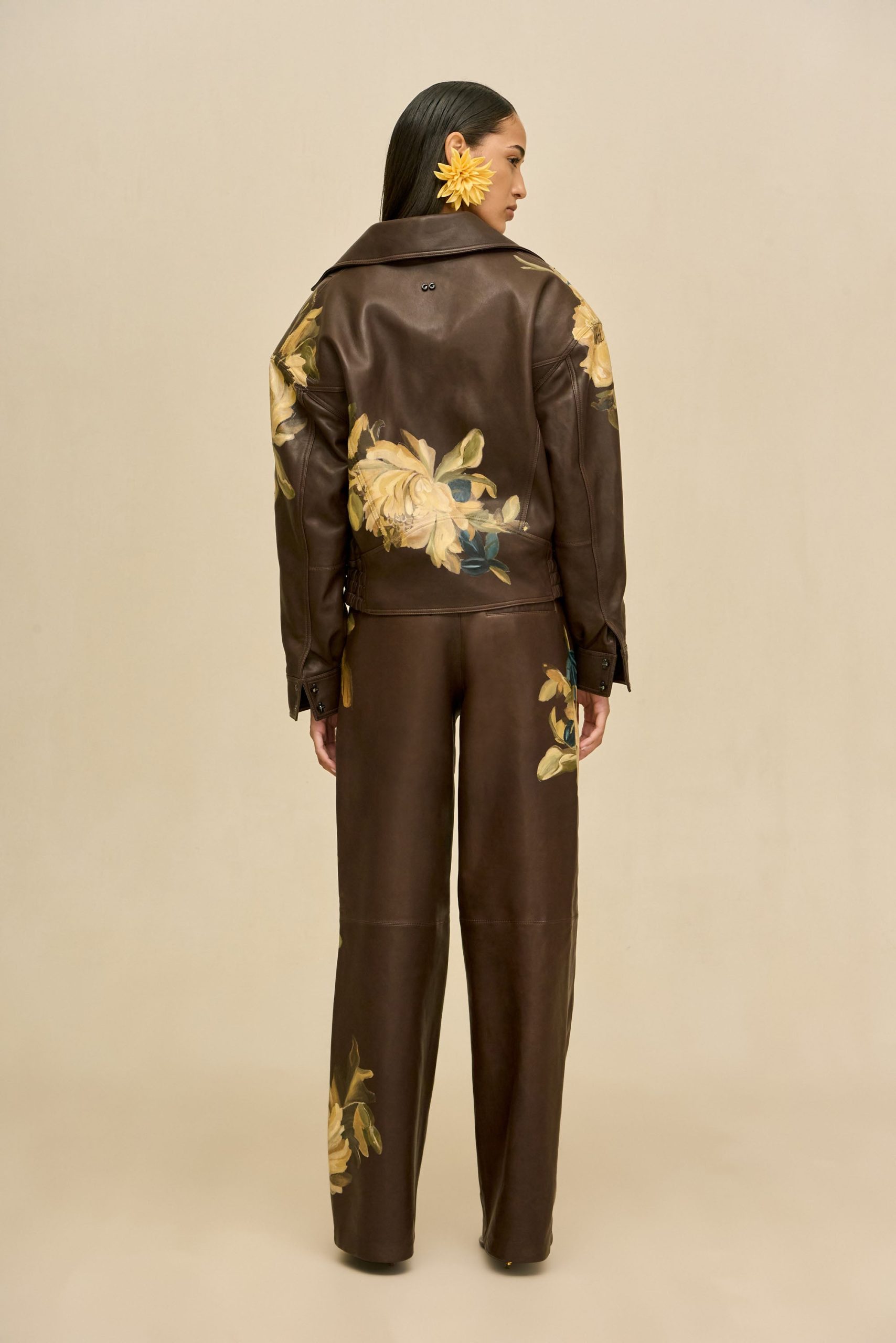 260127_DR_CG_205_MATTHEW_JACKET_PABLO_PANT_LUWAK_0031_89c1f4e3-0d1a-416c-9228-ae9ccb0b587b-scaled