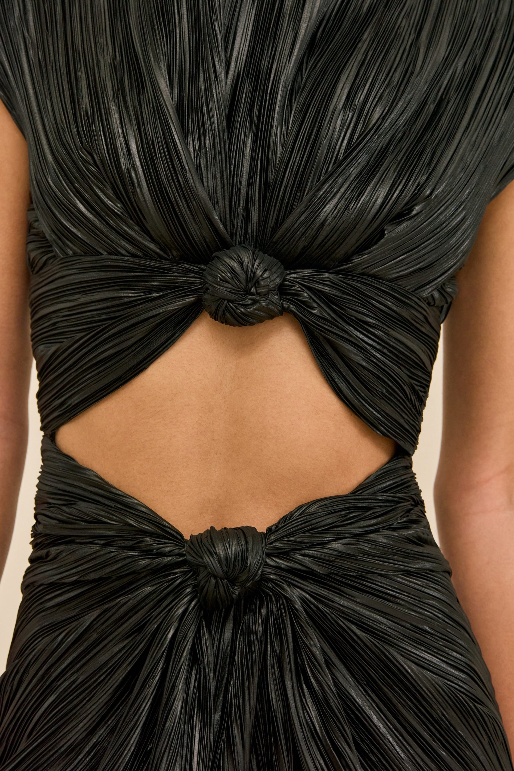 260319_DR_CG_01_AIRA_DRESS_BLK_0020-scaled