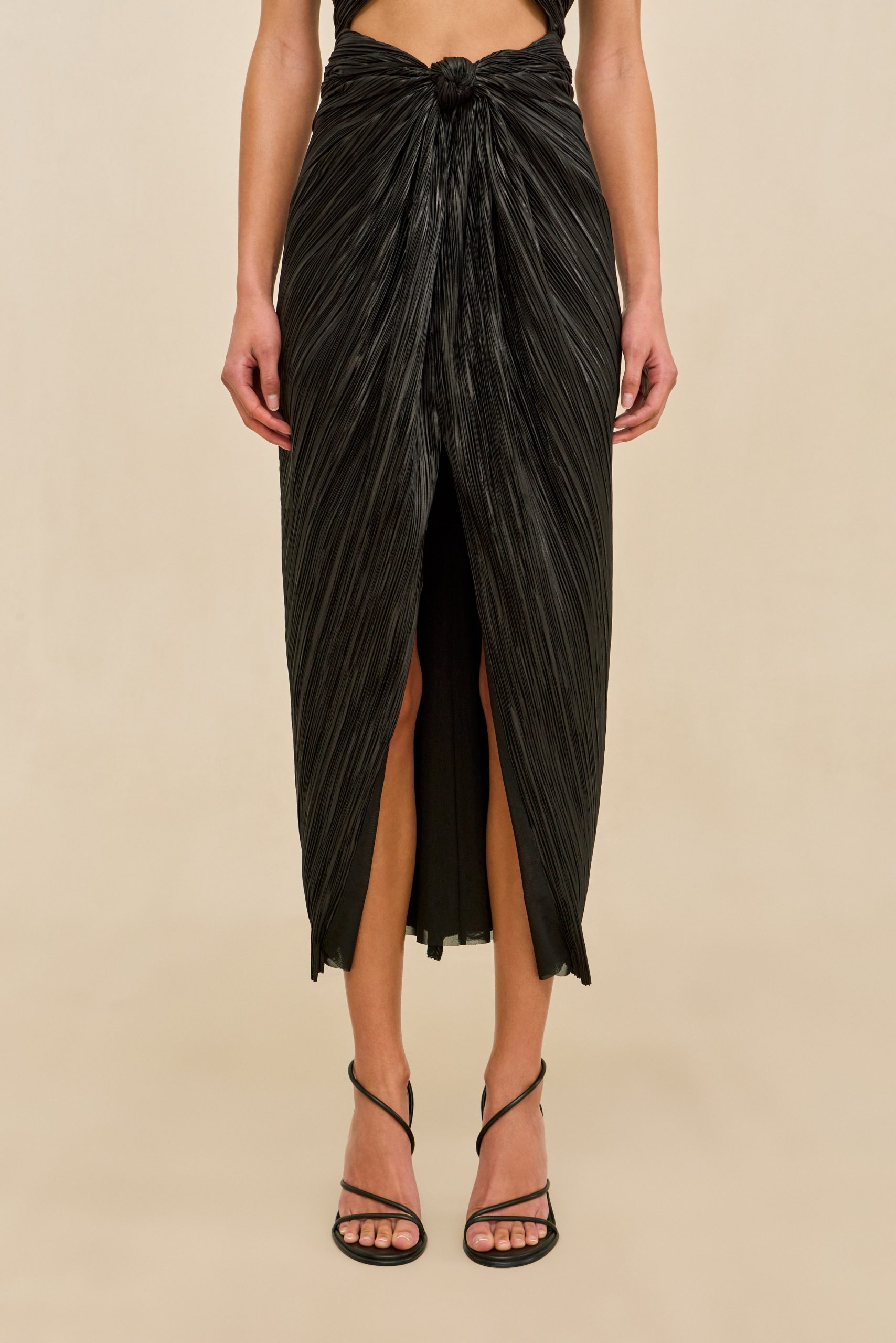 260319_DR_CG_01_AIRA_DRESS_BLK_0029-scaled
