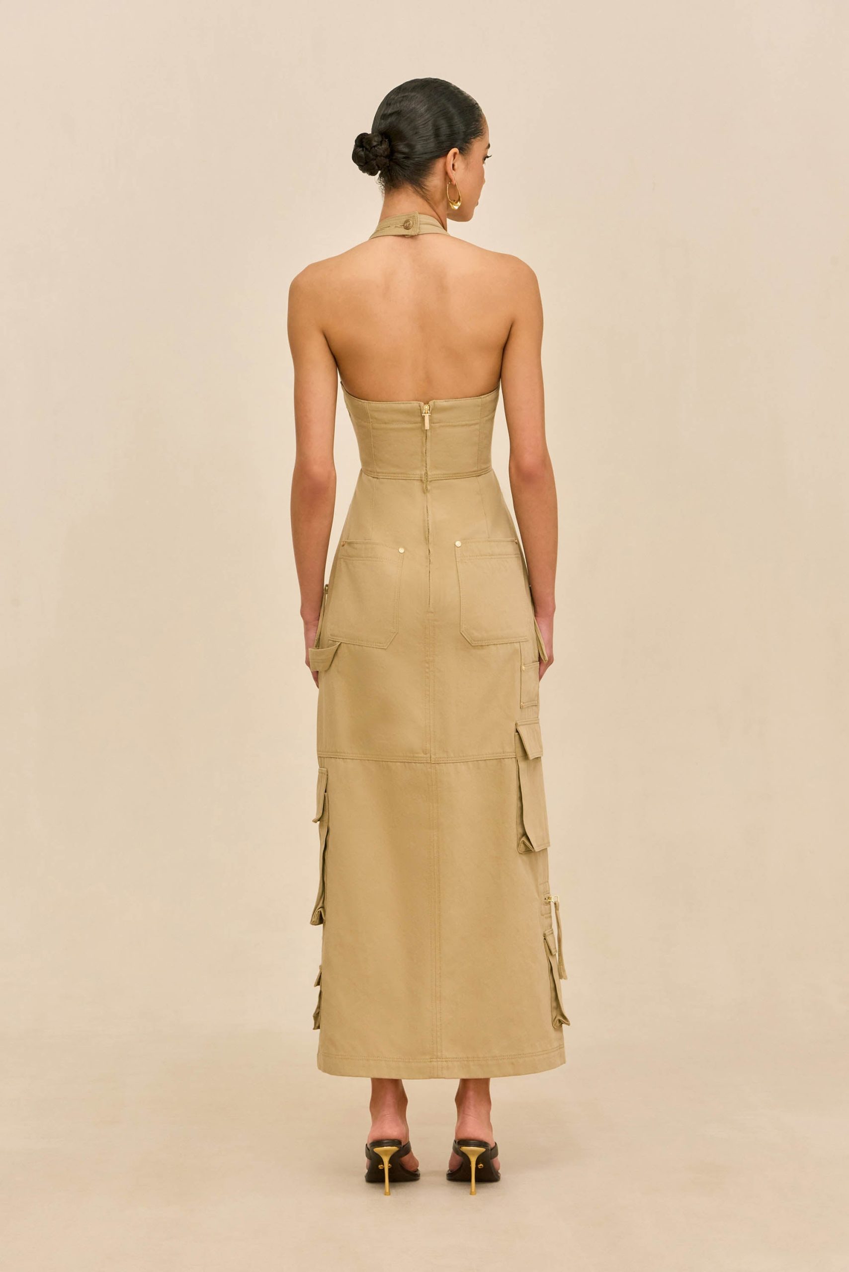 260319_DR_CG_11_MISAKI_DRESS_KHAKI_0032_WEBBED-scaled