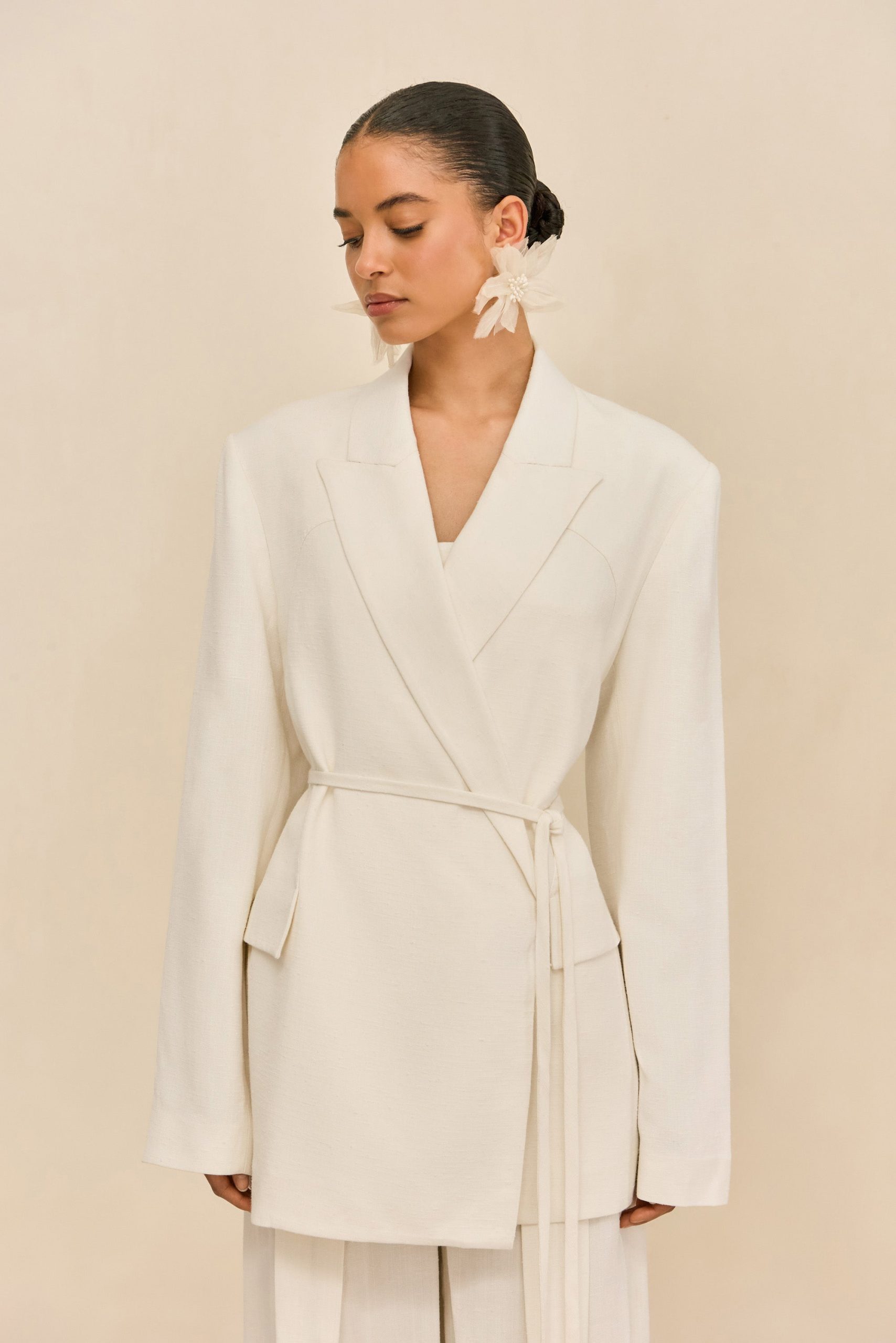 260319_DR_CG_35_OSLO_TOP_KERALA_PANT_FARIM_JACKET_OFW_0030_WEBBED_1-scaled