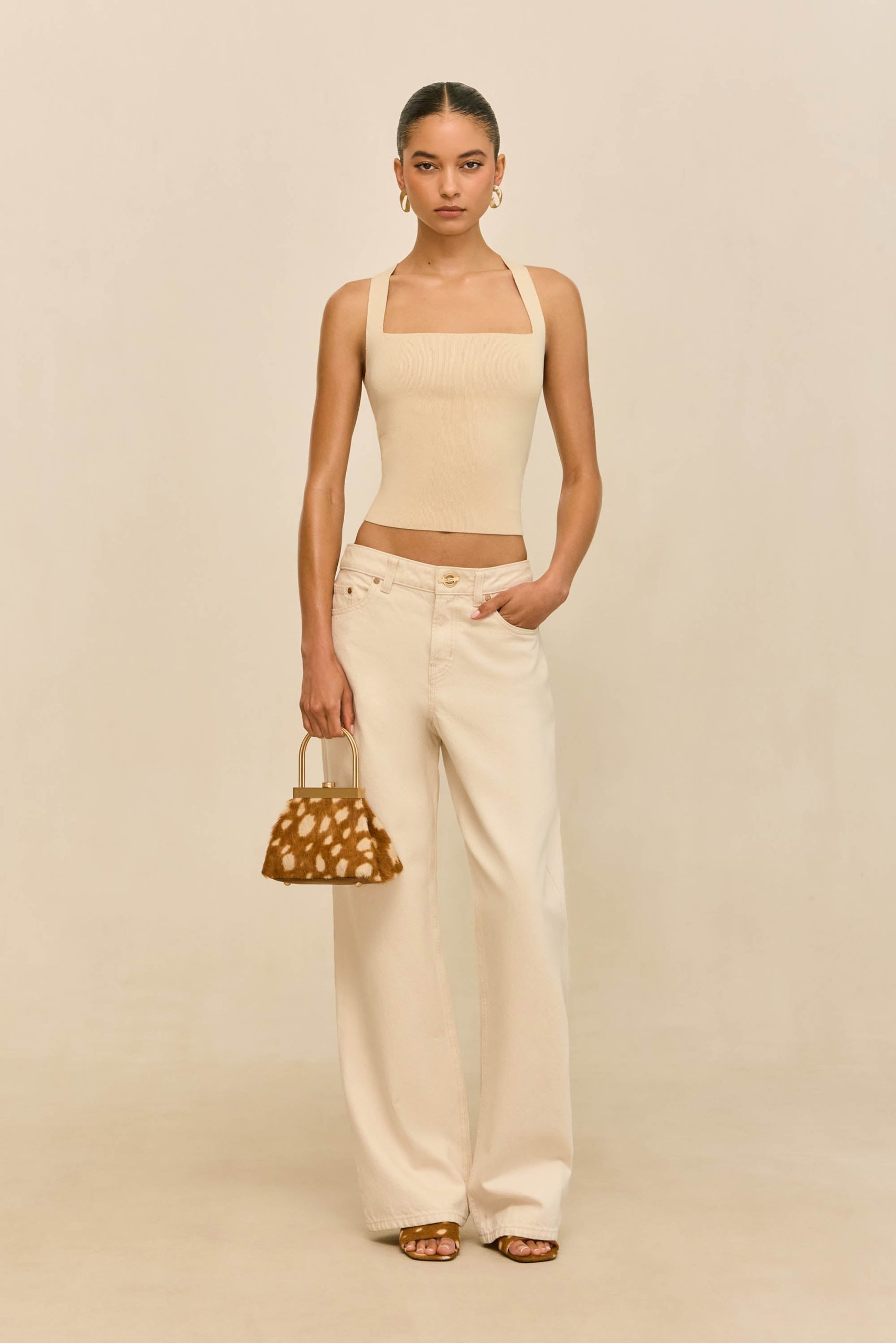 260421_DR_CG_ECOM_RSHTS_02_CRAWFORD_KNIT_TOP_BEACH_0003_WEBBED_2-scaled