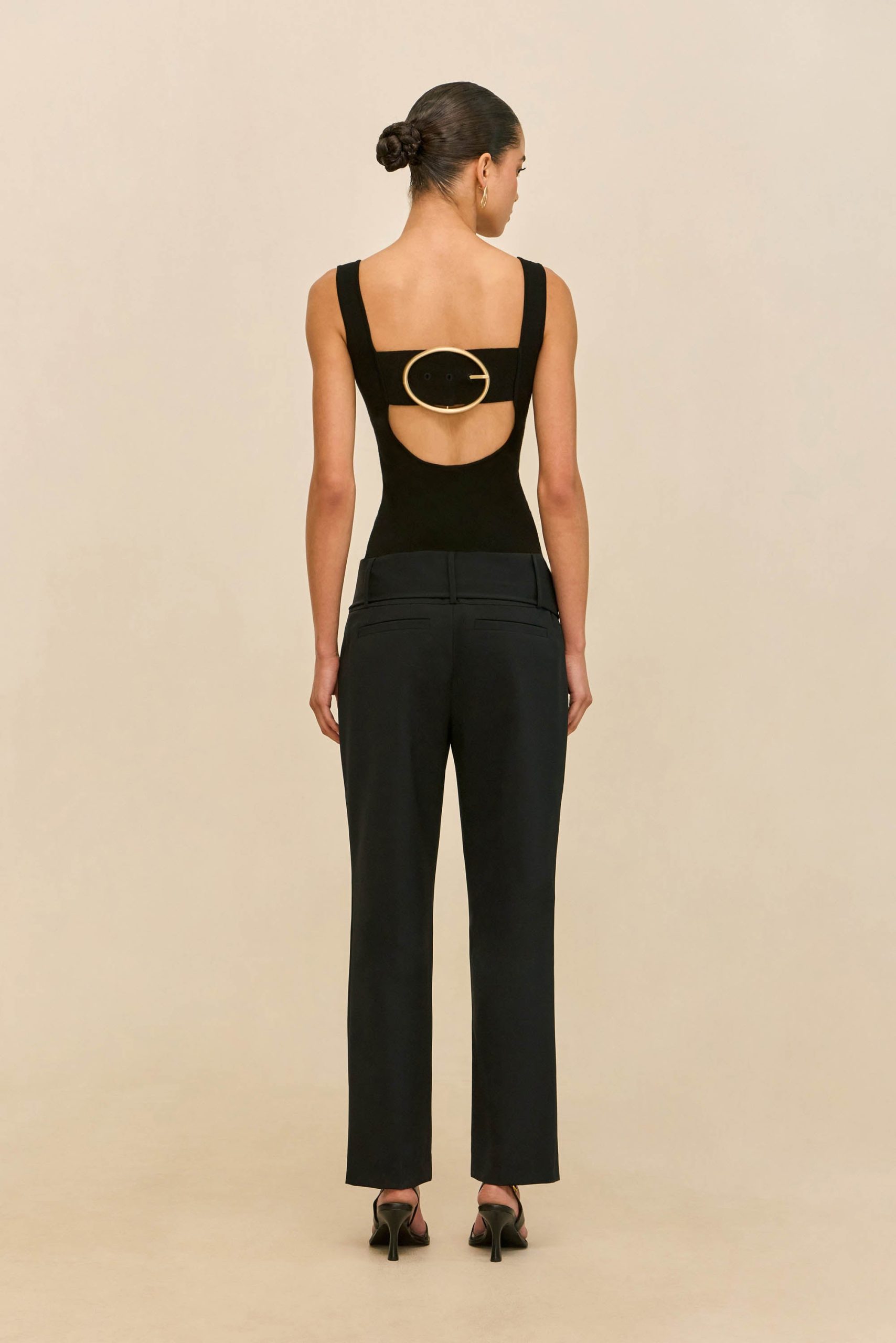 260421_DR_CG_ECOM_RSHTS_14_LEVI_KNIT_TOP_BLK_0033_WEBBED-scaled