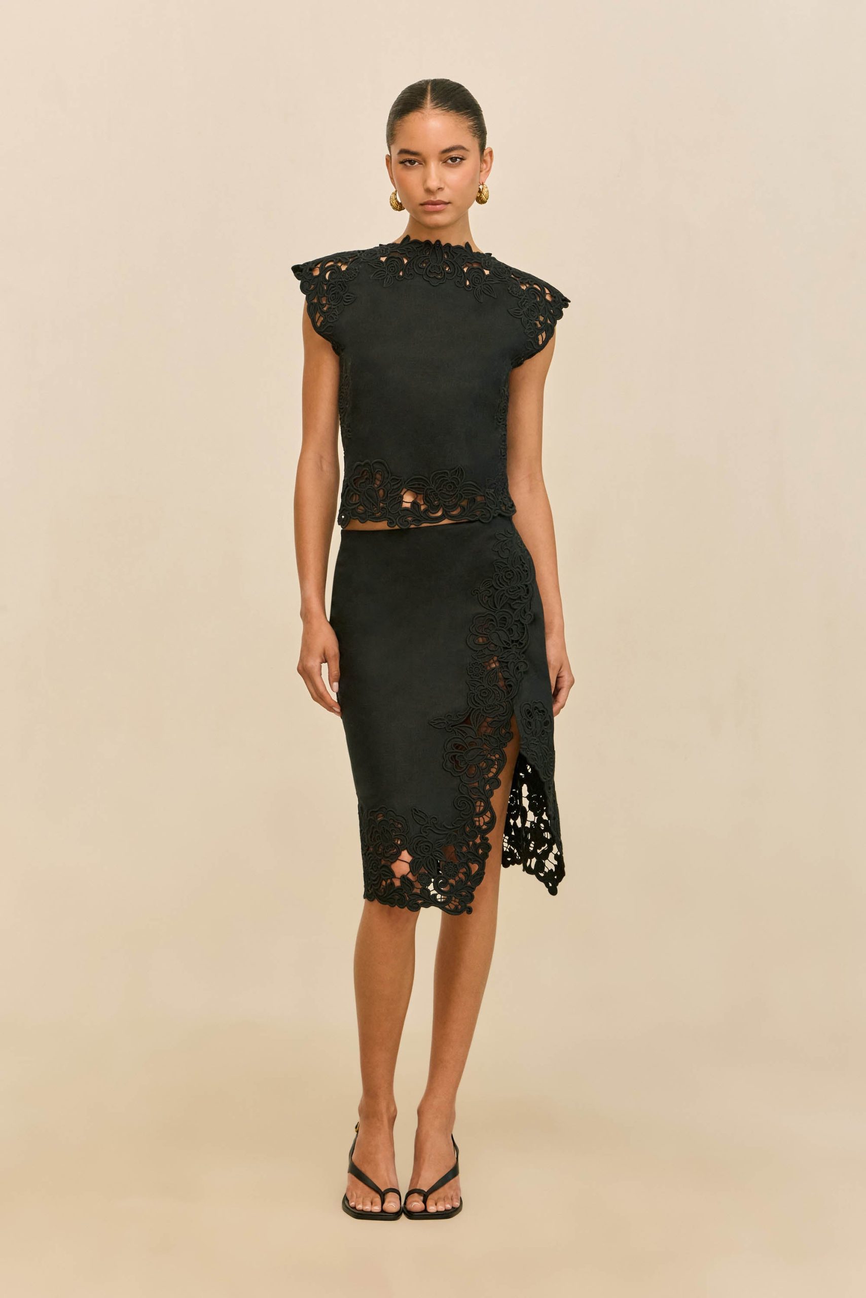 260421_DR_CG_ECOM_RSHTS_24_DESTRY_TOP_SHAYA_SKIRT_BLK_0010_WEBBED-scaled