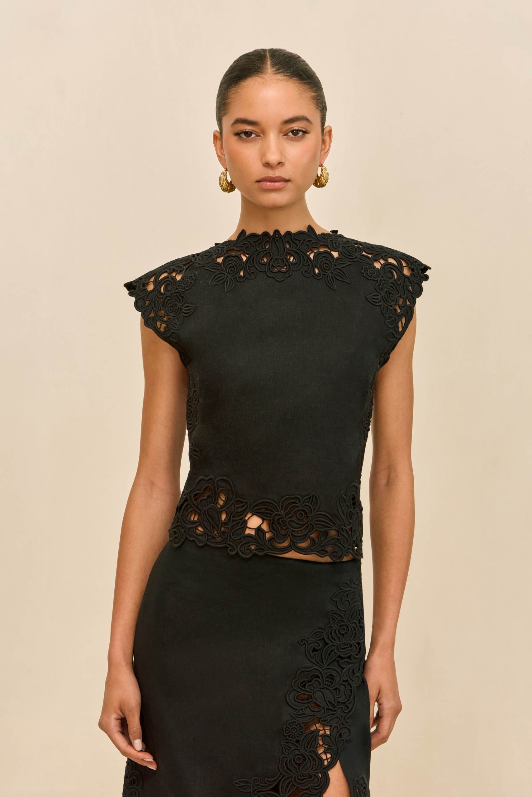 260421_DR_CG_ECOM_RSHTS_24_DESTRY_TOP_SHAYA_SKIRT_BLK_0018_WEBBED-scaled