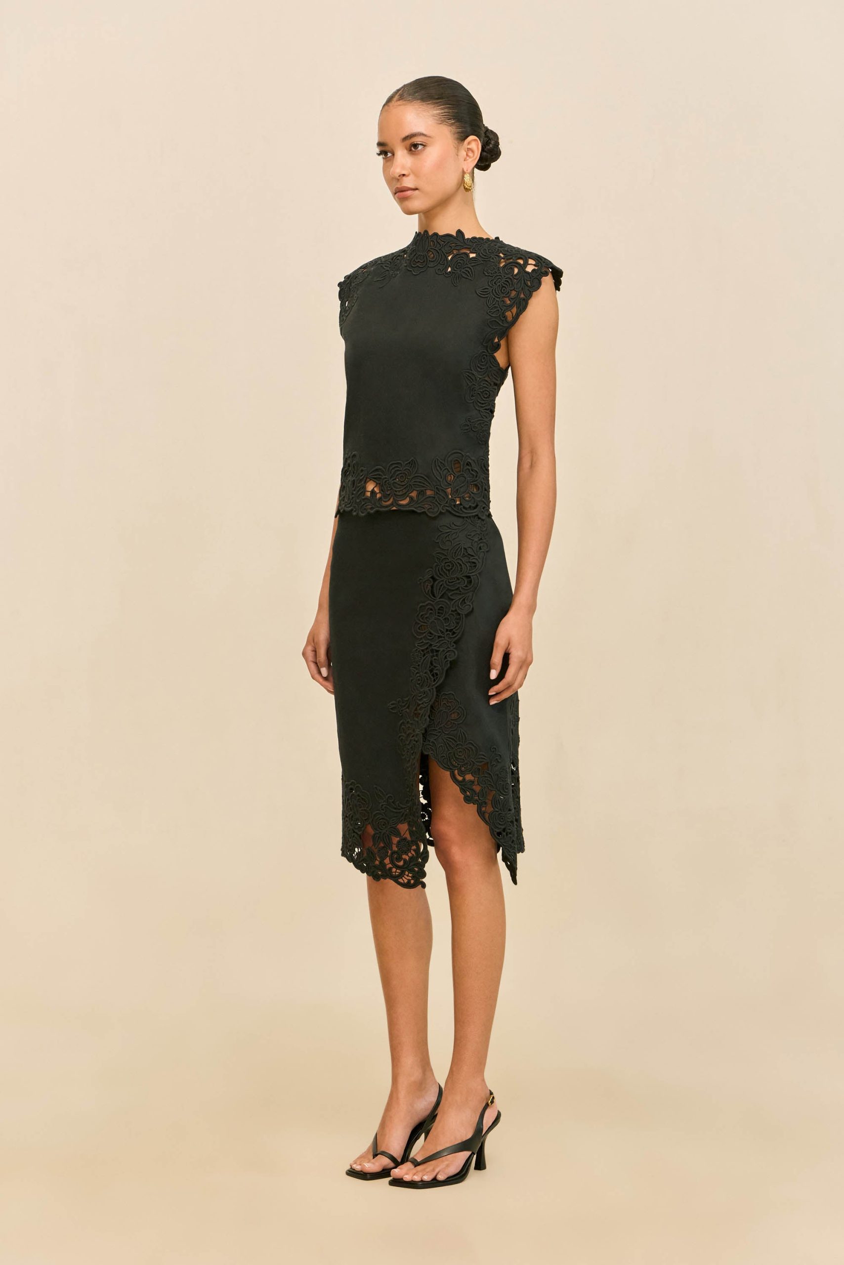 260421_DR_CG_ECOM_RSHTS_24_DESTRY_TOP_SHAYA_SKIRT_BLK_0027_WEBBED-scaled