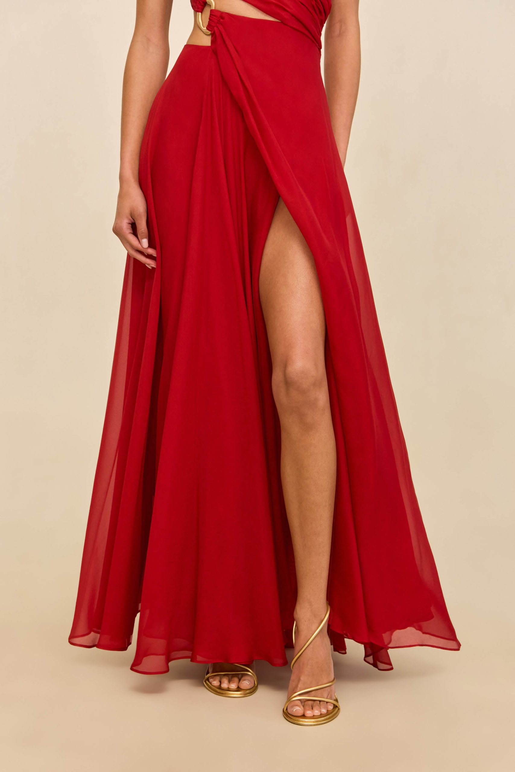 260421_DR_CG_ECOM_RSHTS_30_ZAN_GOWN_MERLOT_0021_WEBBED-scaled