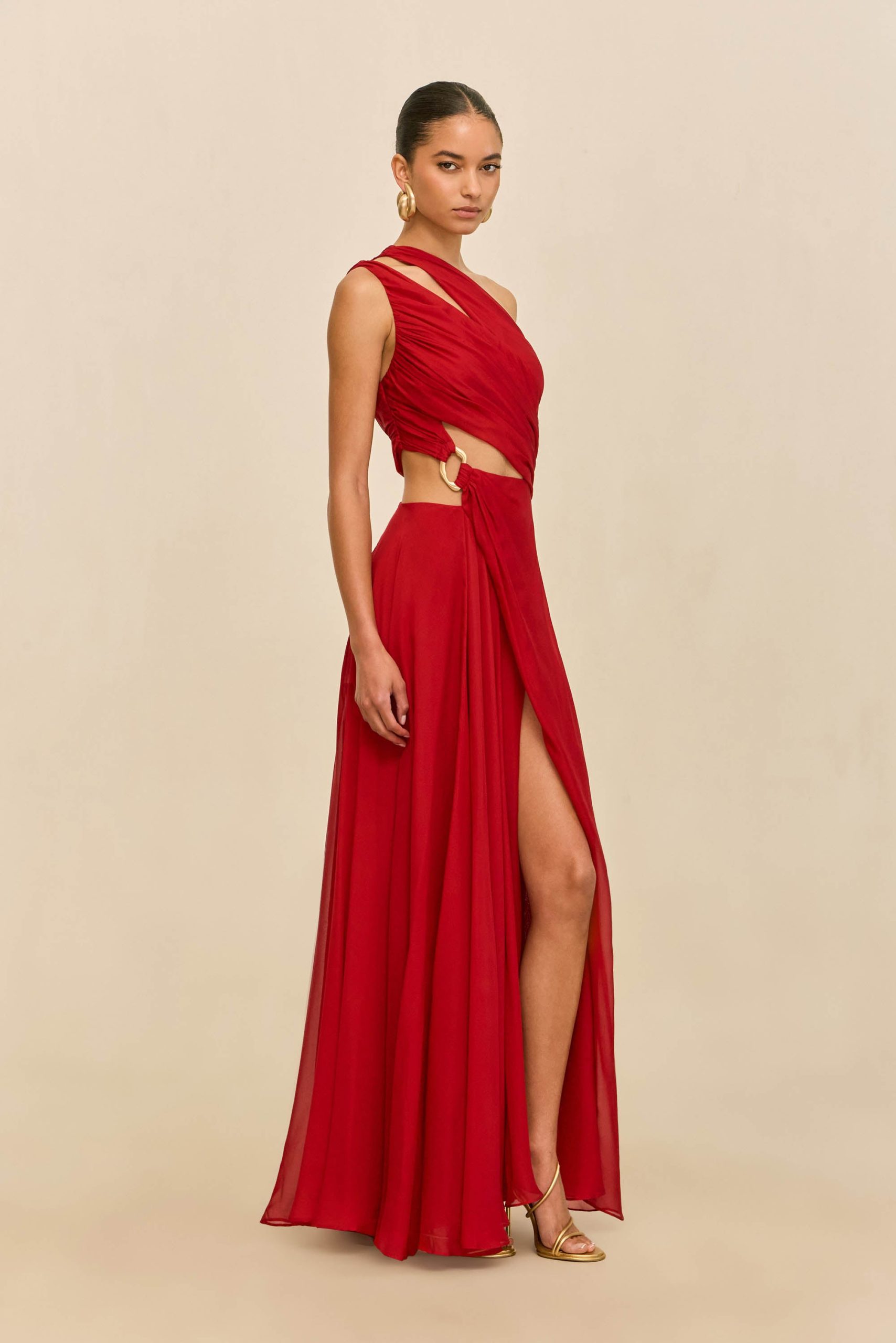 260421_DR_CG_ECOM_RSHTS_30_ZAN_GOWN_MERLOT_0035_WEBBED-scaled