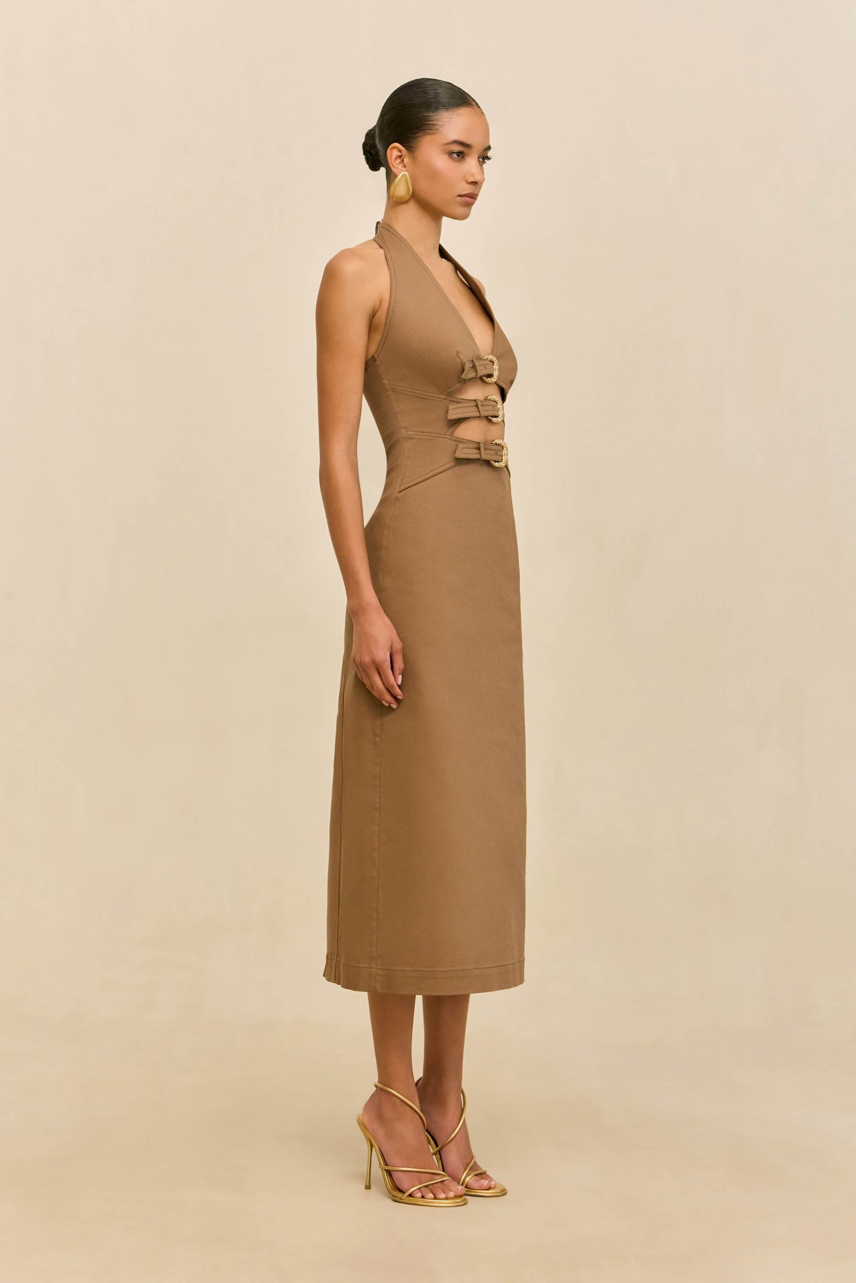 260421_DR_CG_ECOM_RSHTS_31_ESTELLE_DRESS_CAMEL_0018_WEBBED-scaled