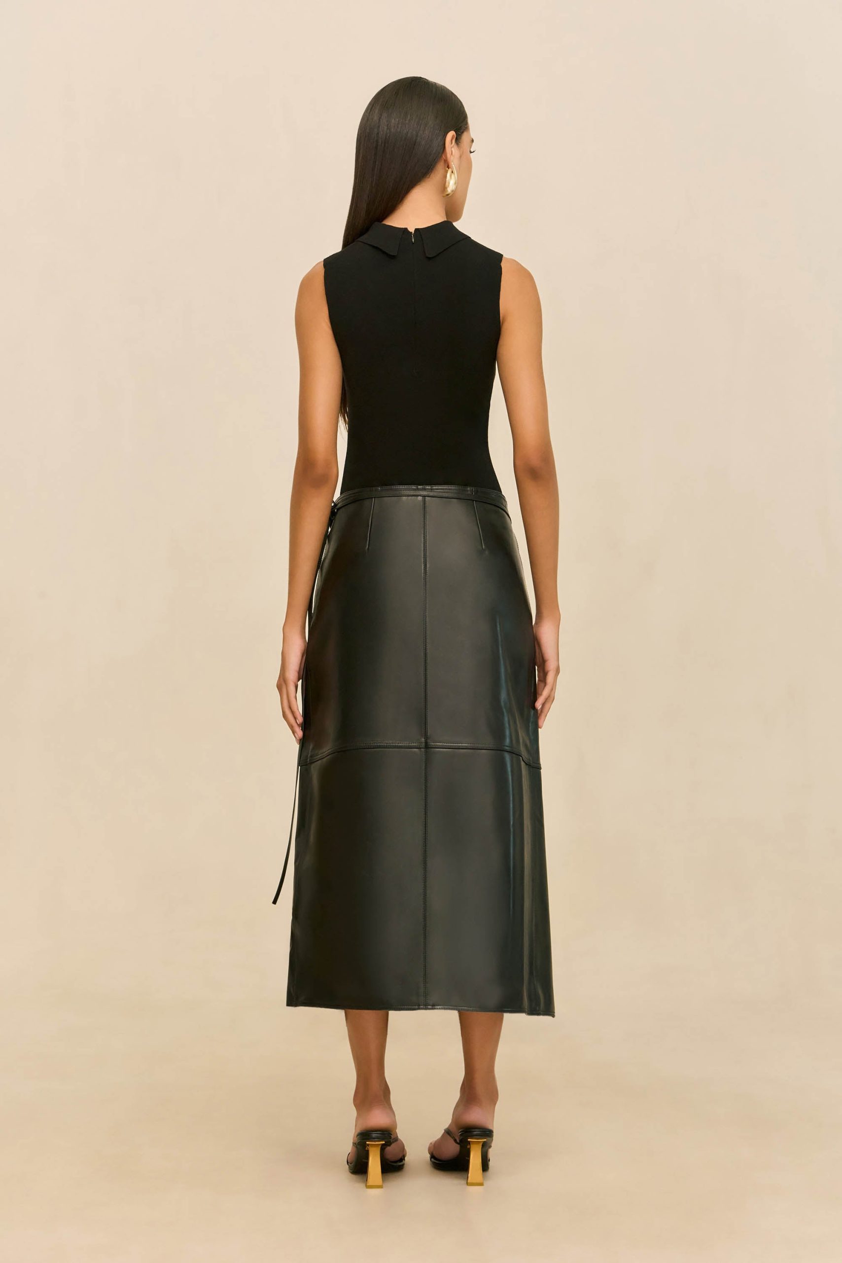 260421_DR_CG_ECOM_RSHTS_34_MYKO_KNIT_BODYSUIT_COSMO_SKIRT_BLK_0030_WEBBED_c2a9f6bd-c2e1-44ca-a95d-a985691ffb4c-scaled