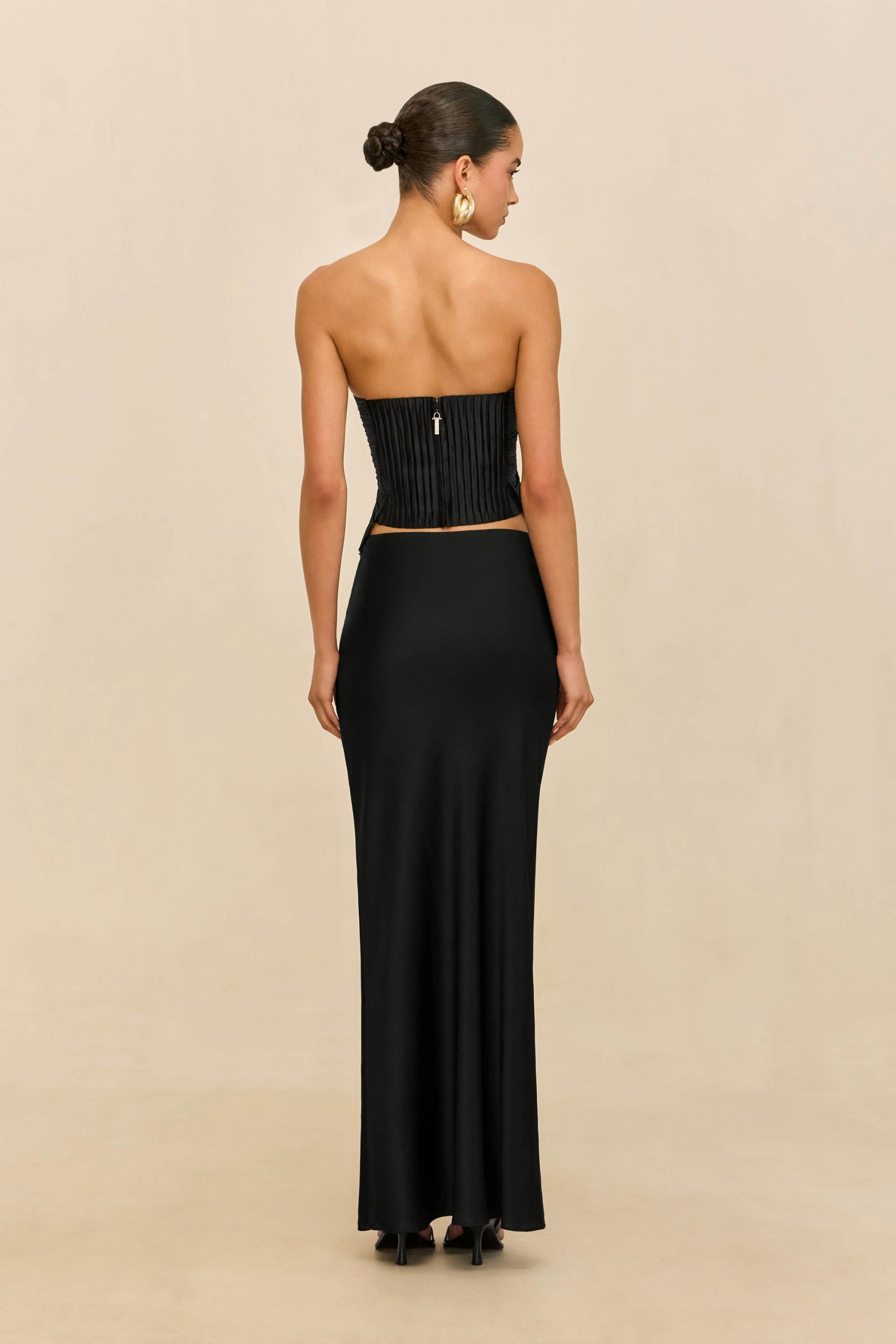 260421_DR_CG_ECOM_RSHTS_63_JACE_TOP_CHANTEL_SKIRT_BLK_0035_WEBBED-scaled