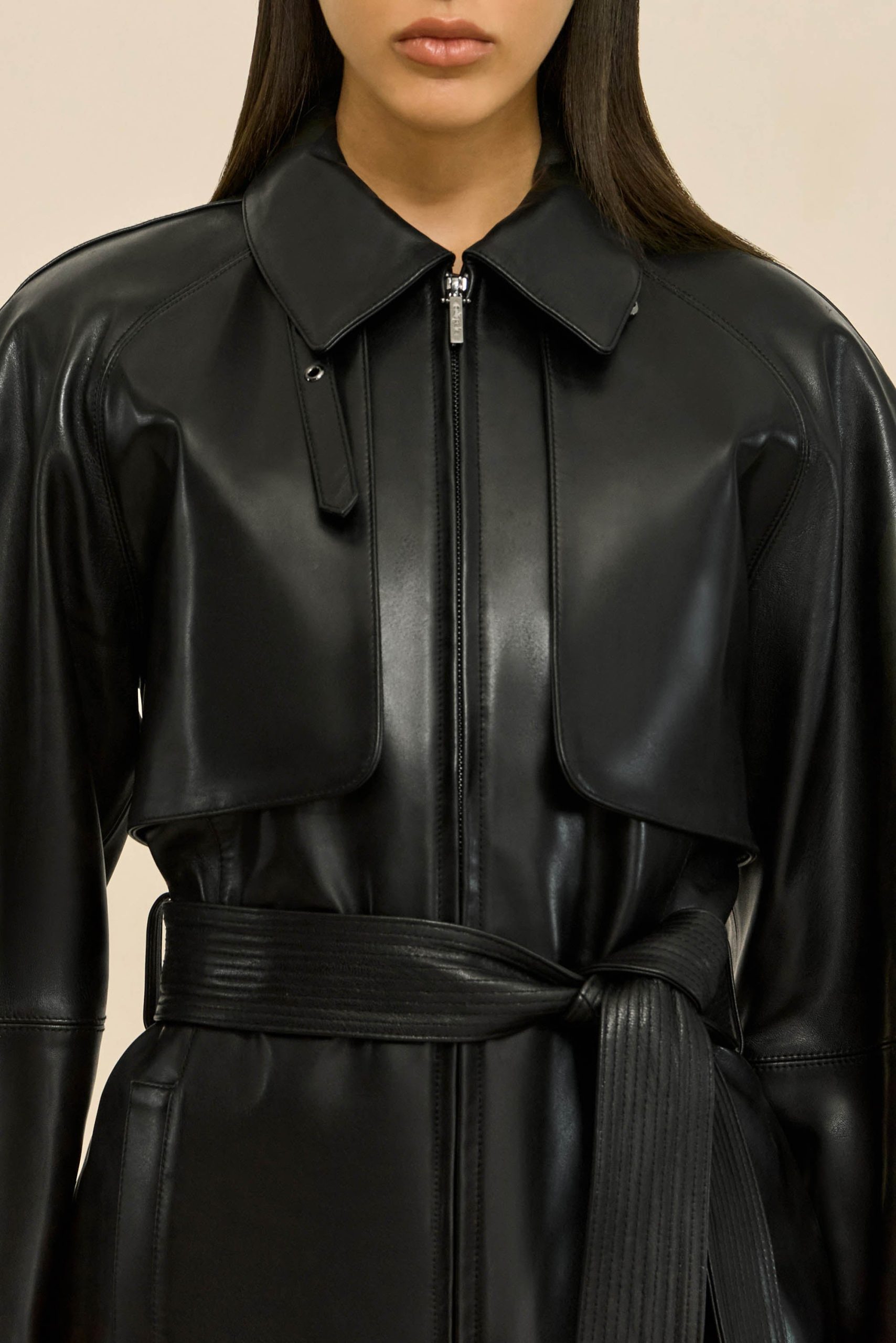260421_DR_CG_ECOM_RSHTS_82_HAMMER_COAT_BLK_0025_WEBBED-scaled