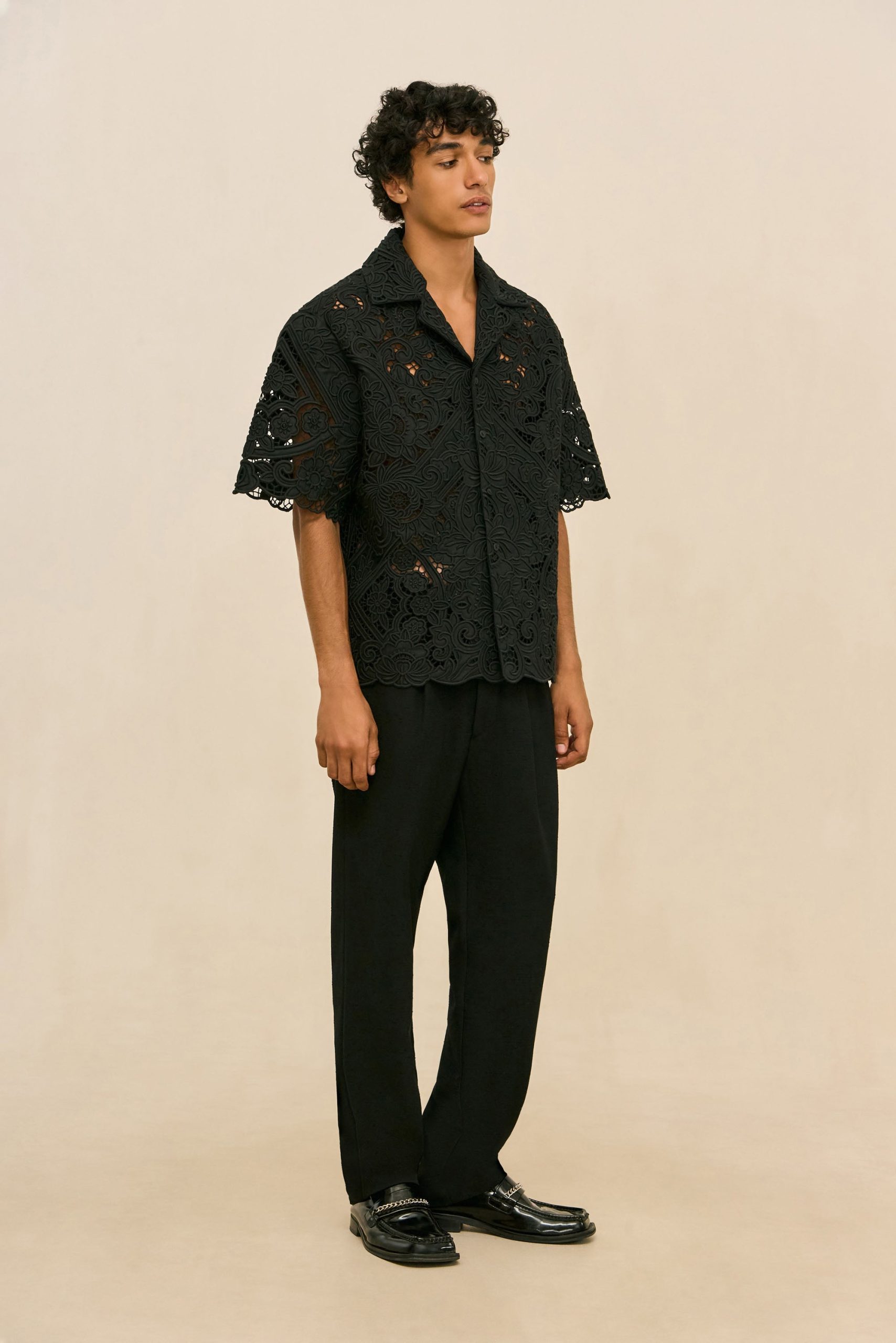 ALDERSHIRT_NEOPANT_BLK_260521_DR_CULT_GAIA_MENS_R27_12_RESHOOTS_0077_WEBBED_c31a2093-16d7-40c8-a429-bd07531c5c56-scaled