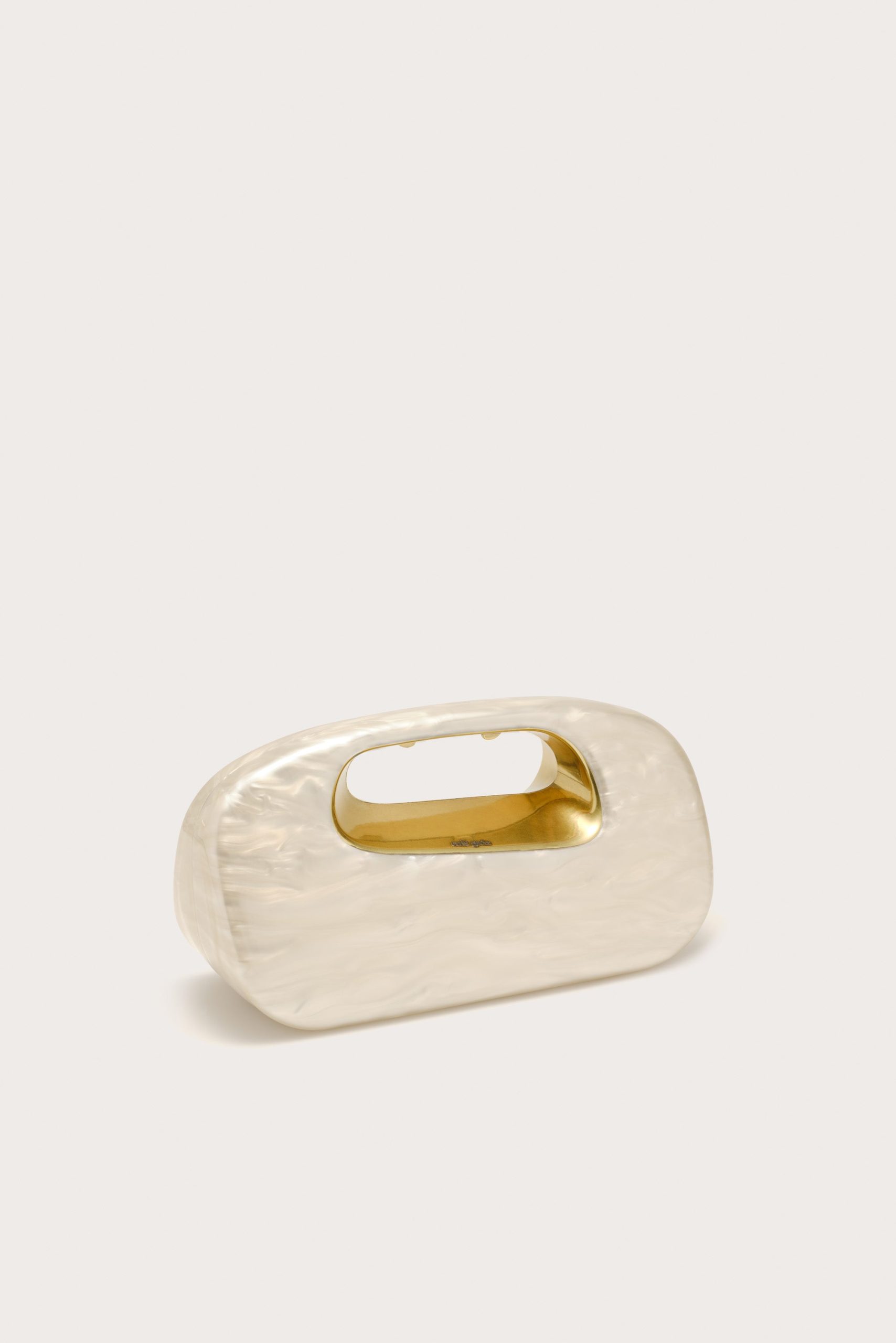 AMARACLUTCH_IV_260420_CultGaia_Product-PF2618020_WEBBED-scaled