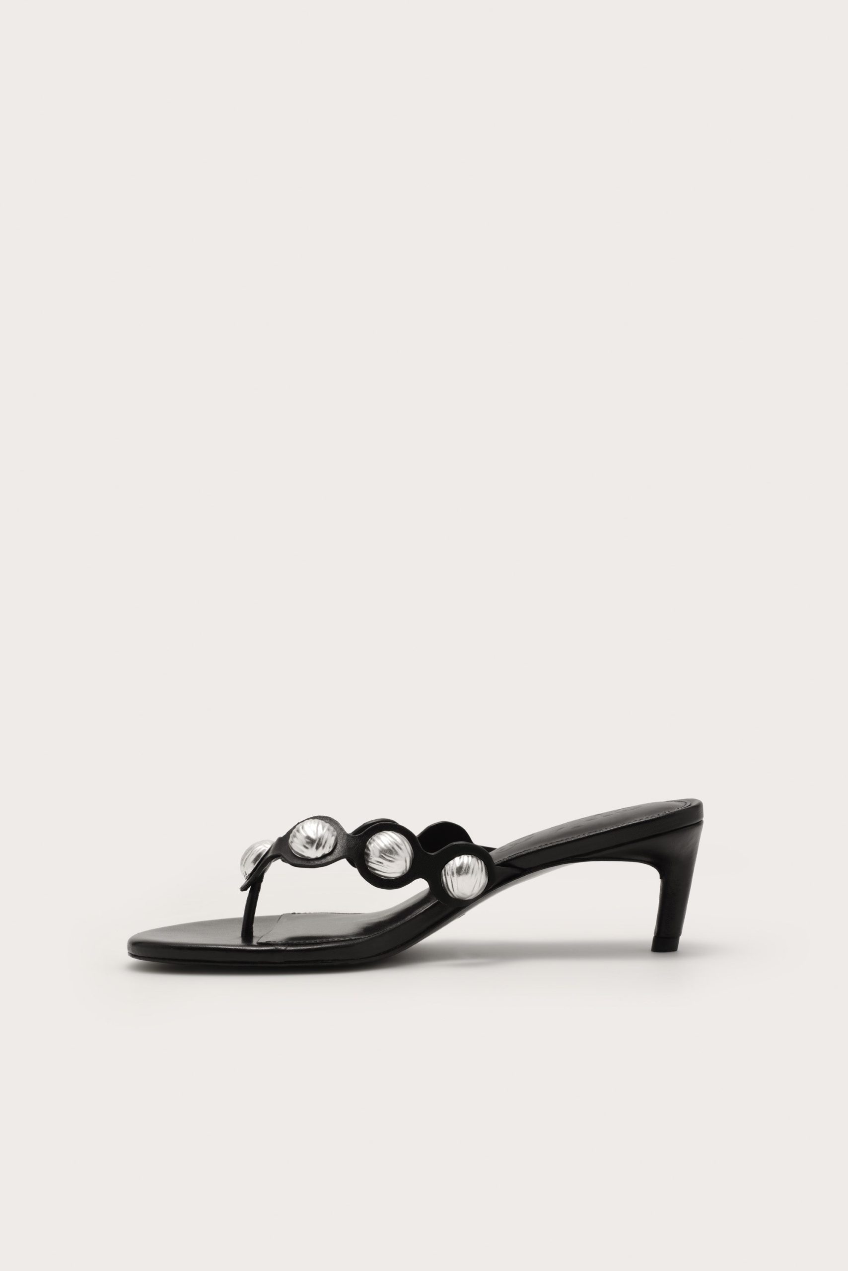 ANORASANDAL_BLK_260420_CultGaia_Product-PF2619479_WEBBED-scaled