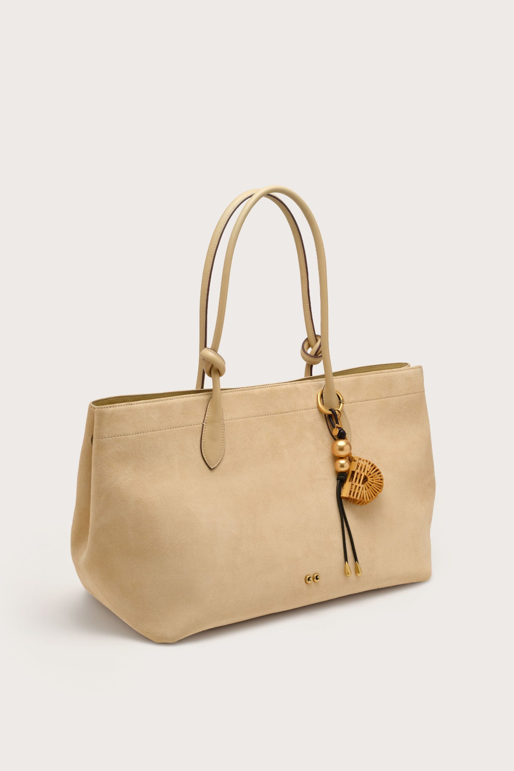 ARIELLA_SAND_251120_Cult-Gaia_Product_1377_W1a_WEBBED2-scaled