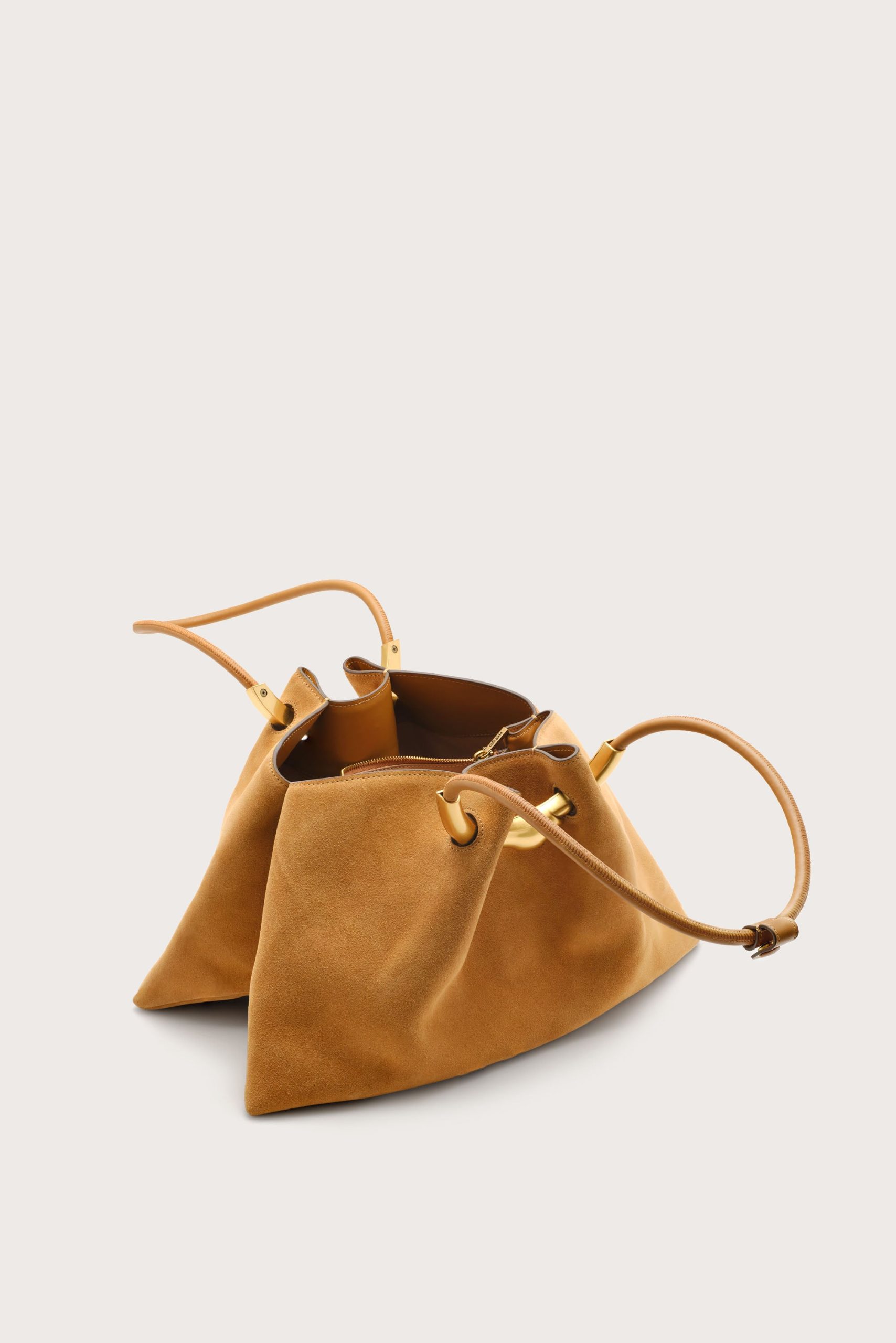 ASA_CARAMEL_251120_HOH_Product_0949_W1a_WEBBED-scaled