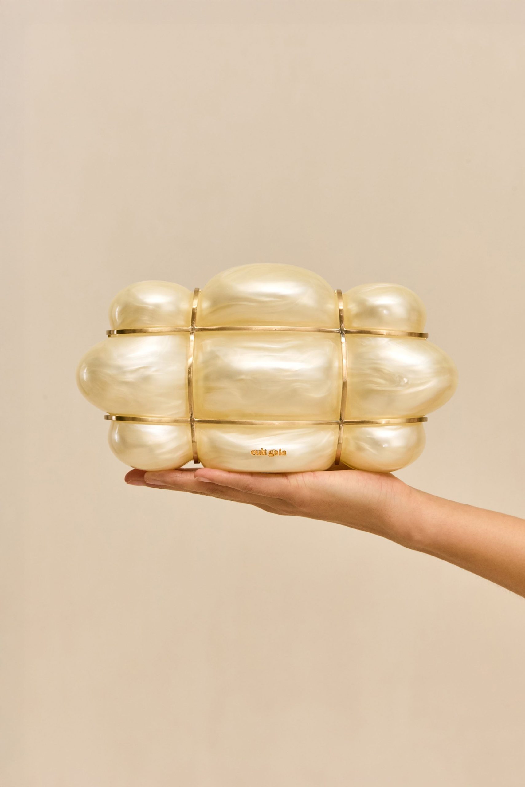 BOLLACLUTCH_251117_DR_CG_PF26_LB_80_BAGS_0013_WEBBED-scaled