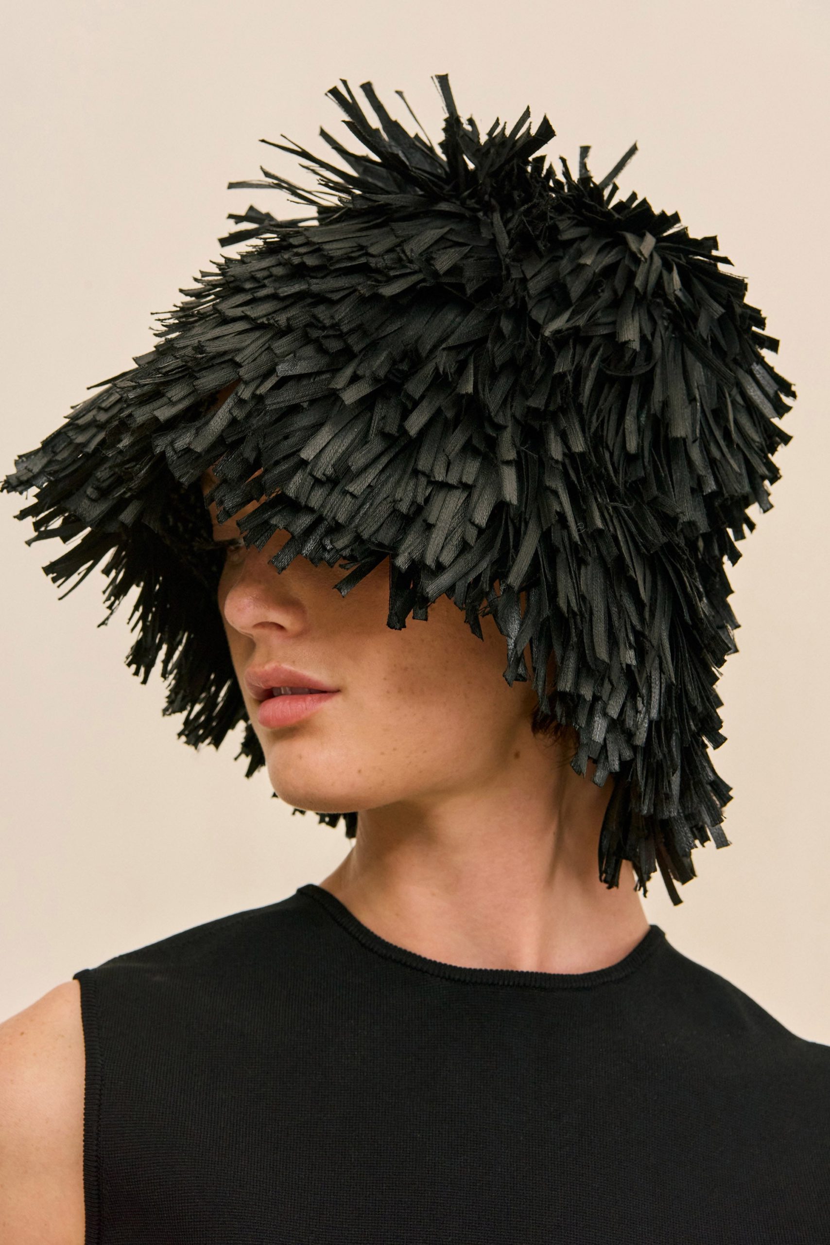 DARRYL HAT