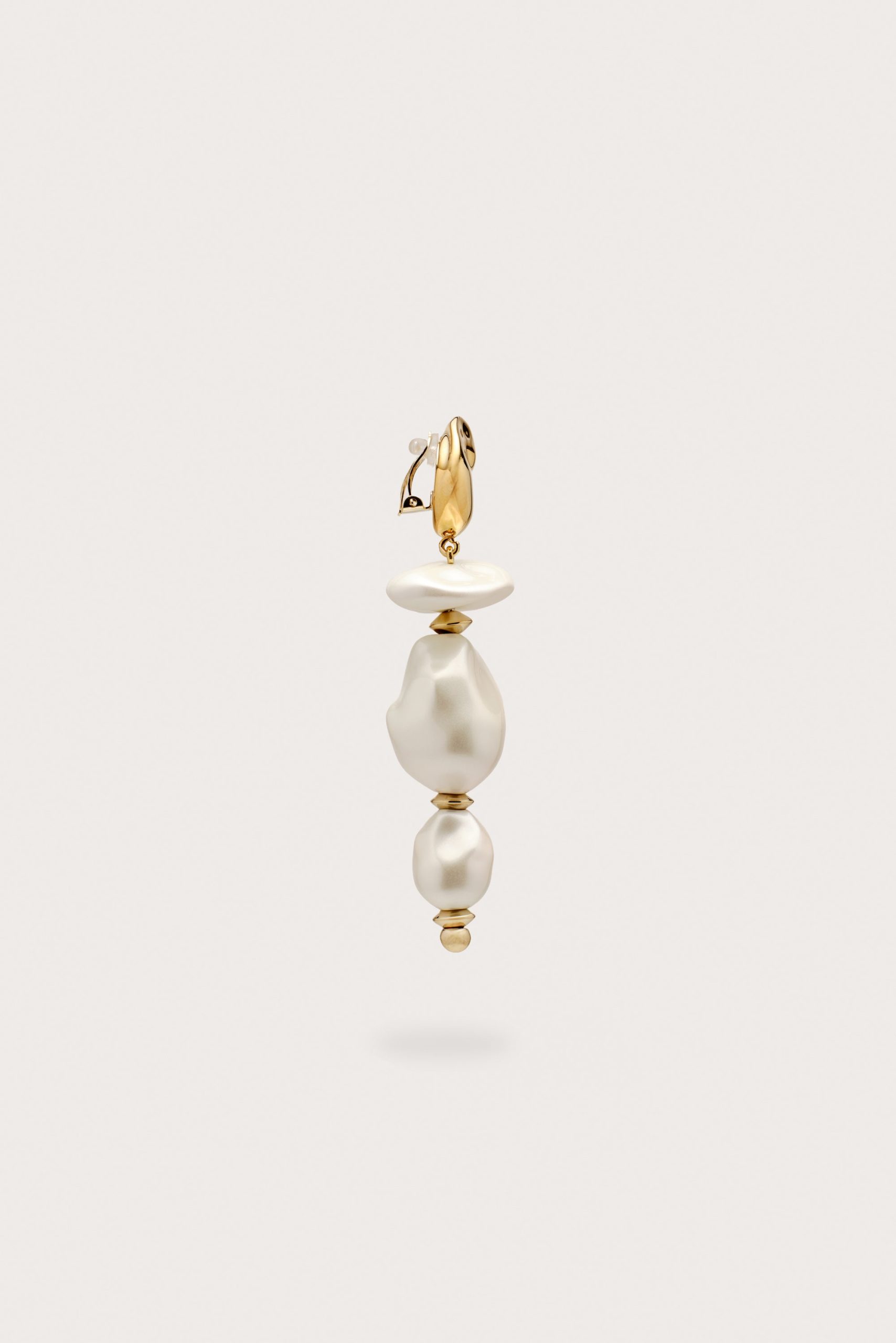 FABBIEEARRING_PL_260108_Cult-Gaia_Product13787_WEBBED-scaled