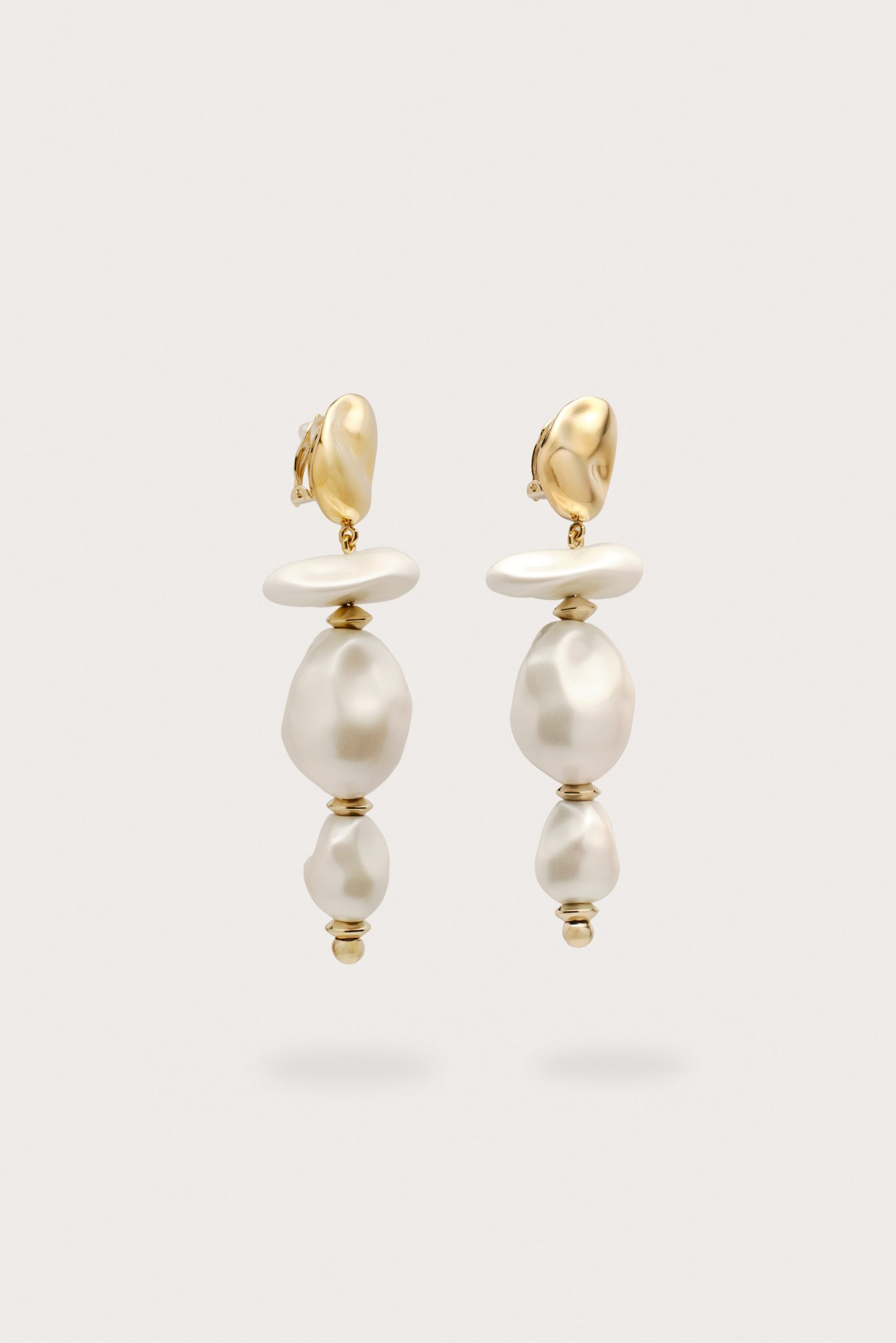 FABBIEEARRING_PL_260108_Cult-Gaia_Product13790_WEBBED-scaled