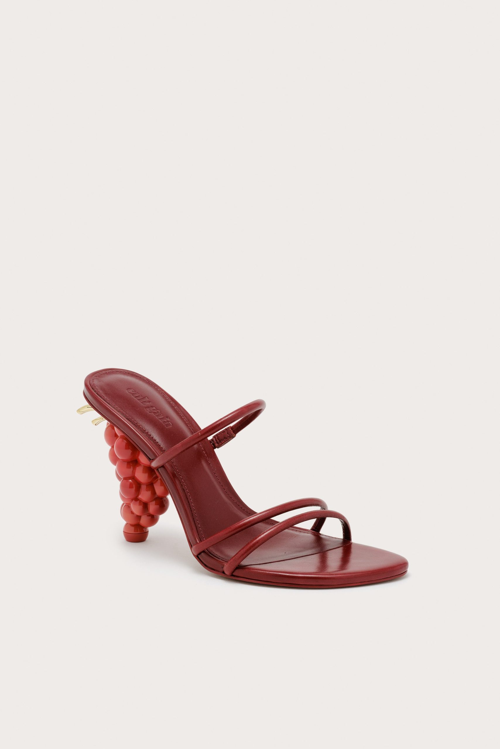 GRAPESANDAL_CR_250924_CultGaia__R26-AX__10406_WEBBED-scaled