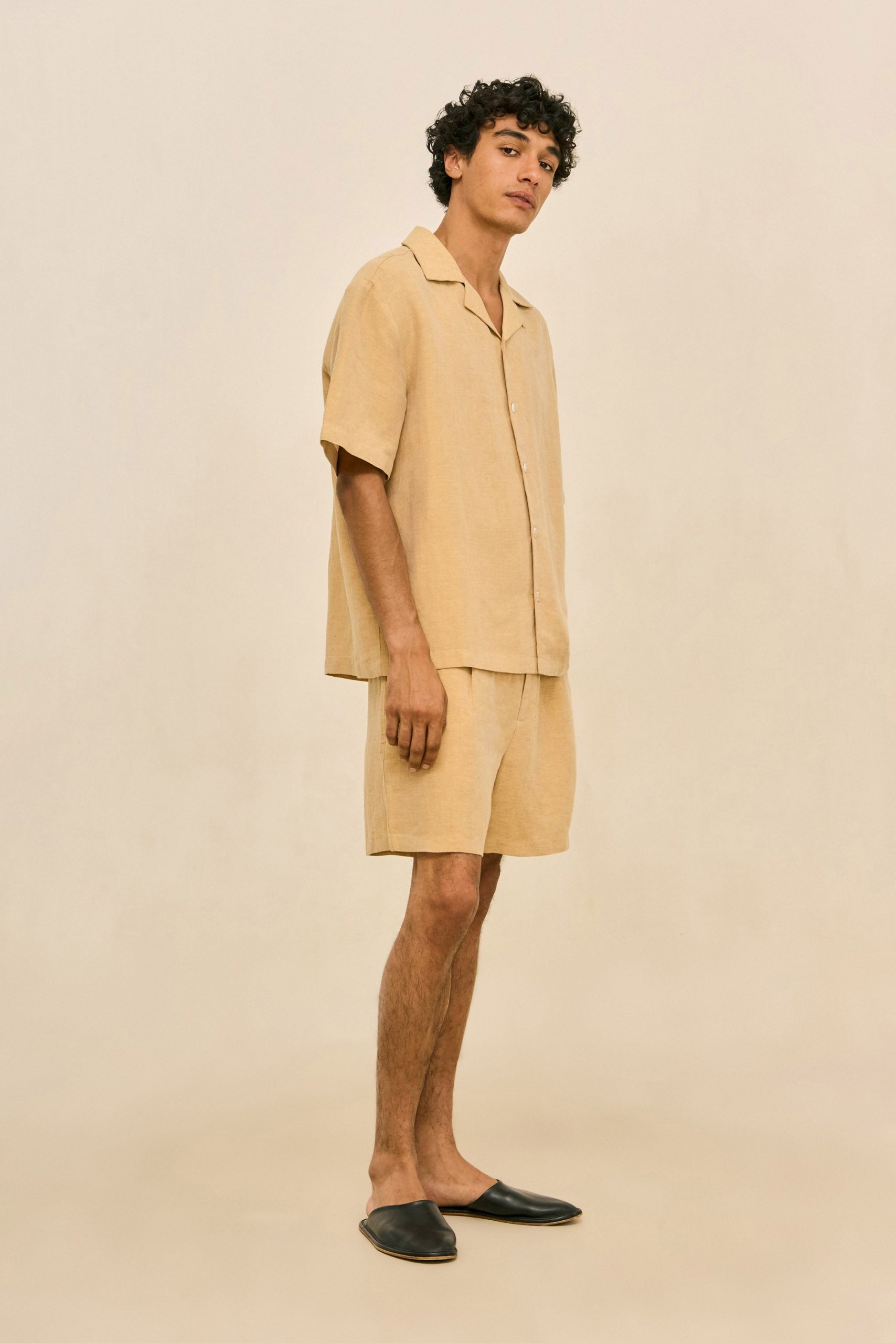 GRIFFINTOP_NICKLAUSSHORT_260521_DR_CULT_GAIA_MENS_R27_12_RESHOOTS_0485_38a92185-7c58-4856-a201-cc6cee417e05-scaled