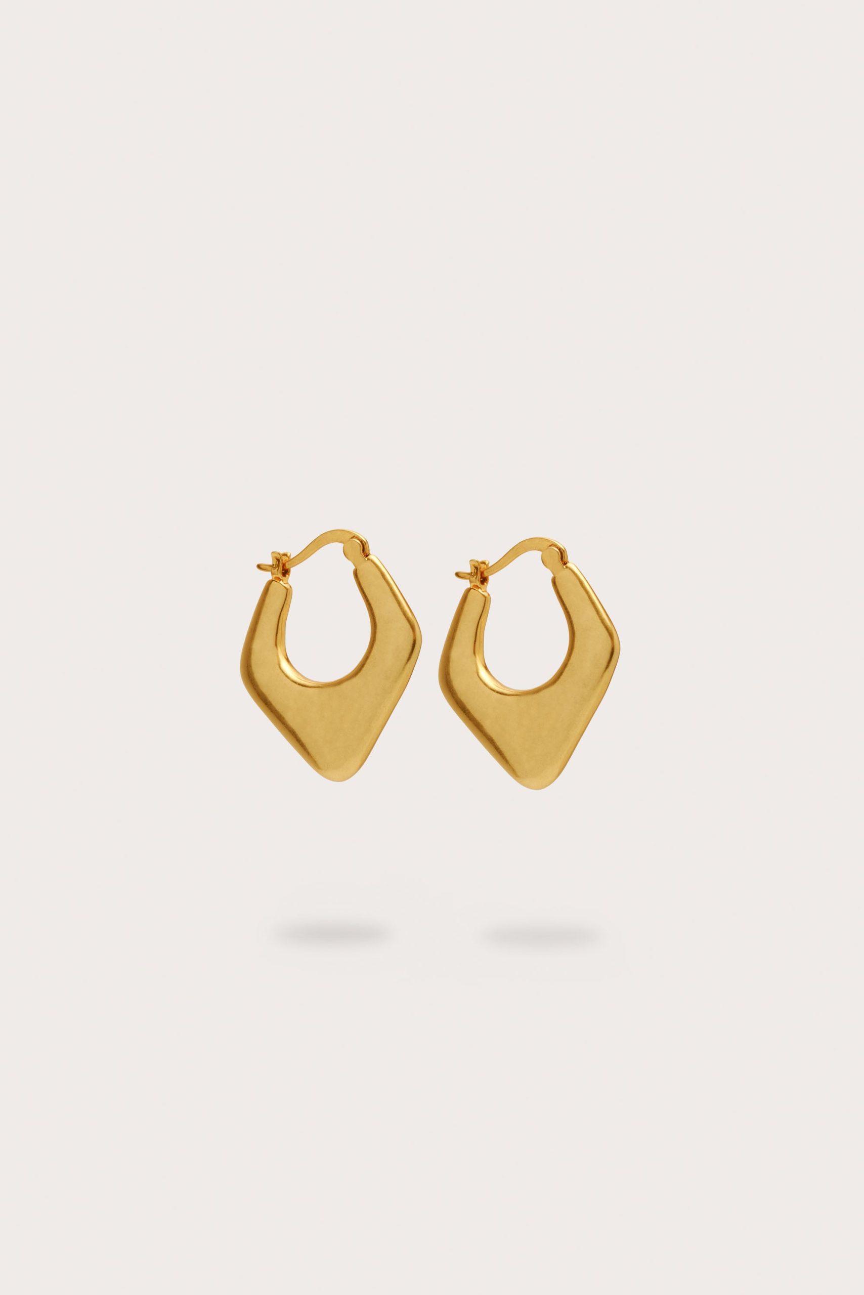 LEILA EARRING