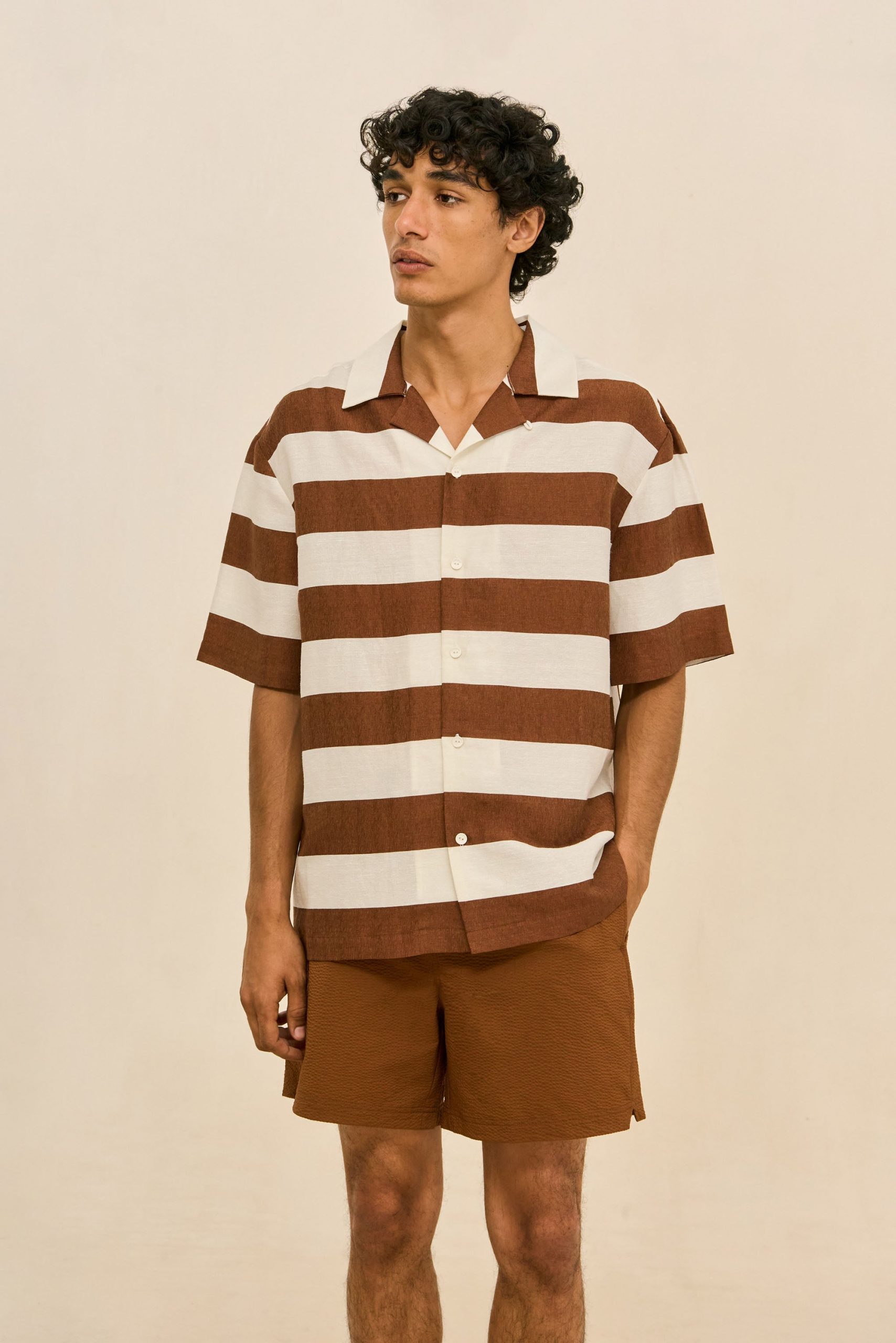 LEONARDOTOP_NICCOSHORT_SDL_260521_DR_CULT_GAIA_MENS_R27_12_RESHOOTS_0605_WEBBED-scaled