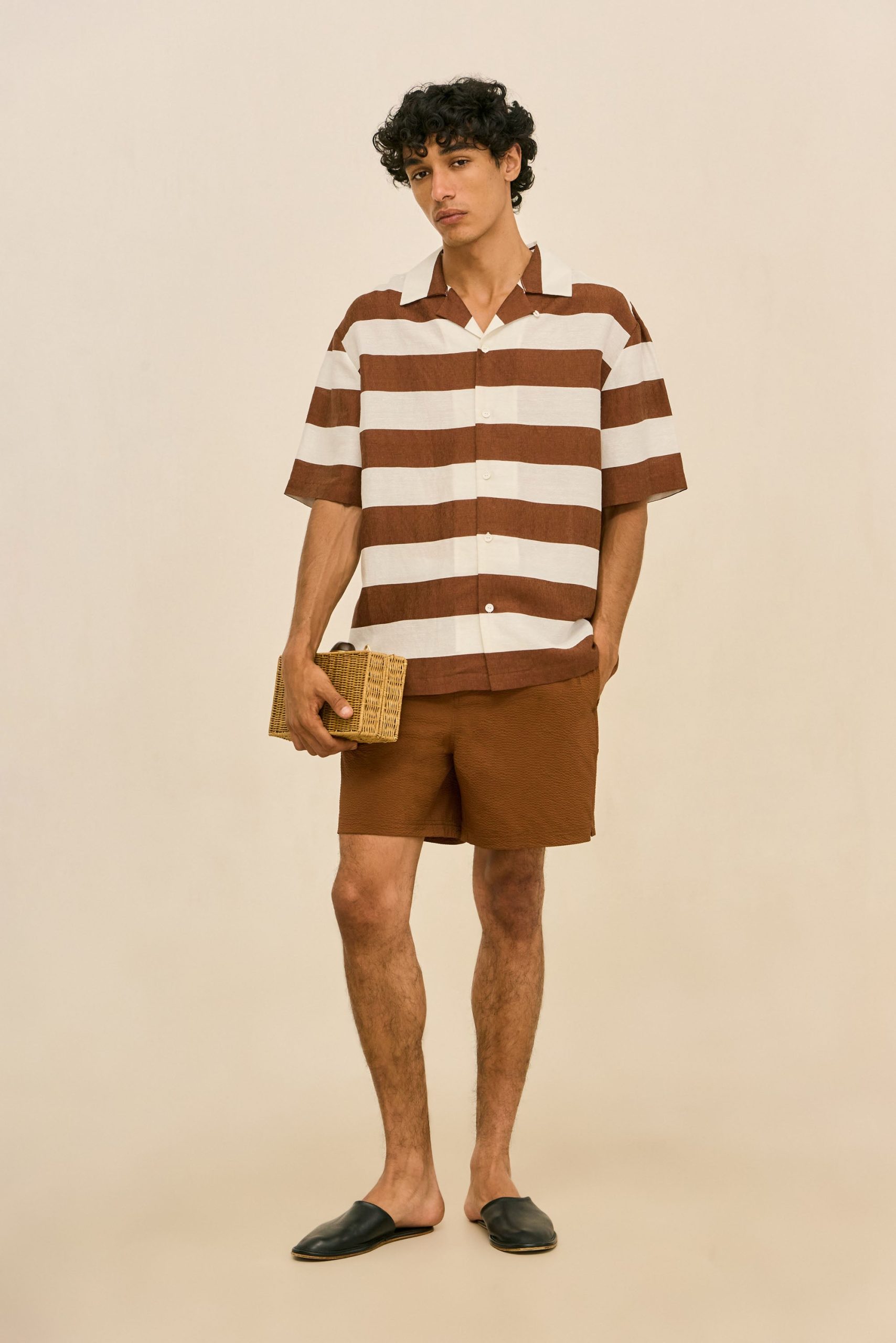 LEONARDOTOP_NICCOSHORT_SDL_260521_DR_CULT_GAIA_MENS_R27_12_RESHOOTS_0619_WEBBED-scaled