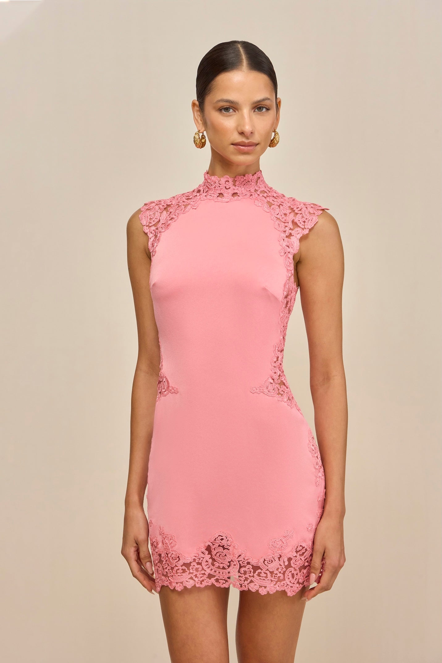 Look_46_RITI_6266_WEBBED_1_02b07232-bf0d-4f1a-9bf3-ce1ea0197f6e