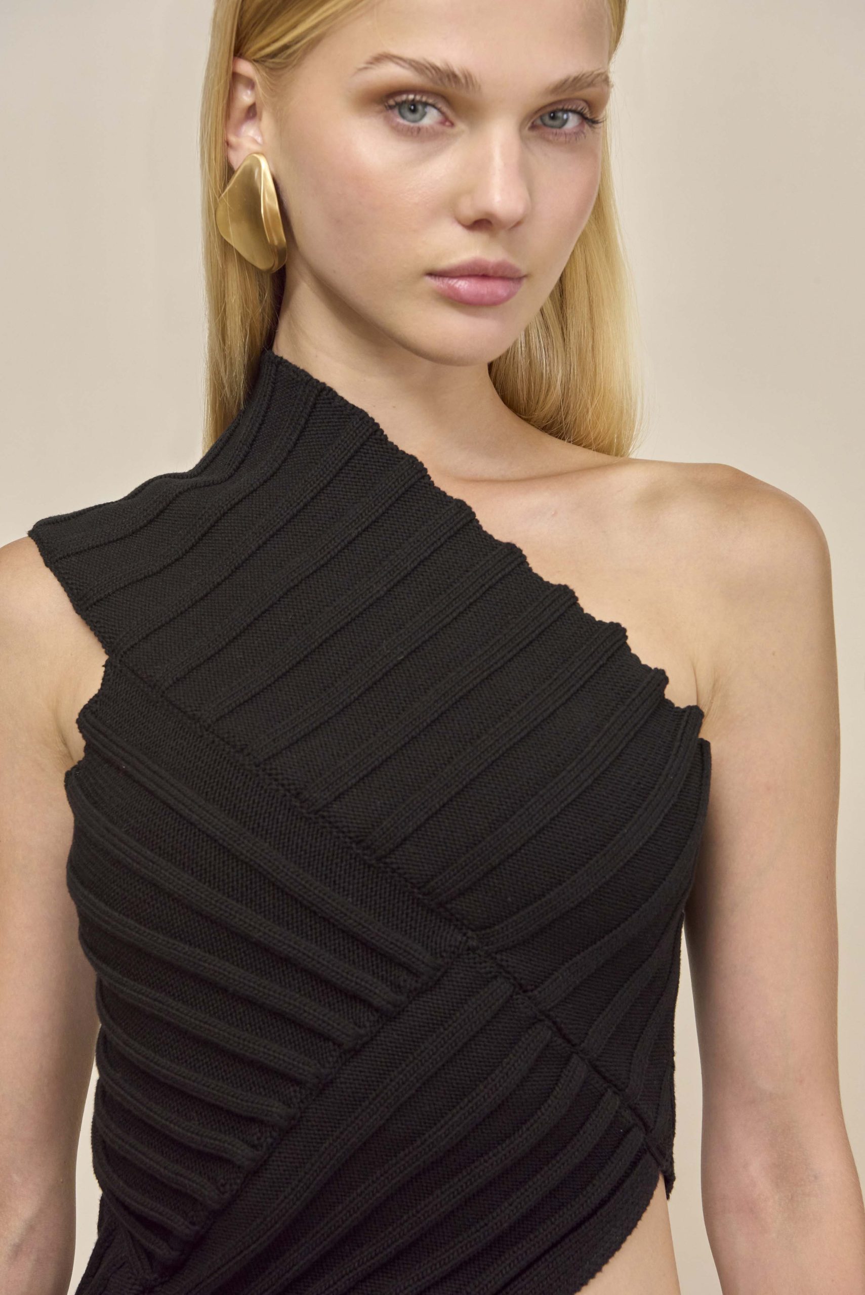 Look_64_DEL_3740_WEBBED-scaled