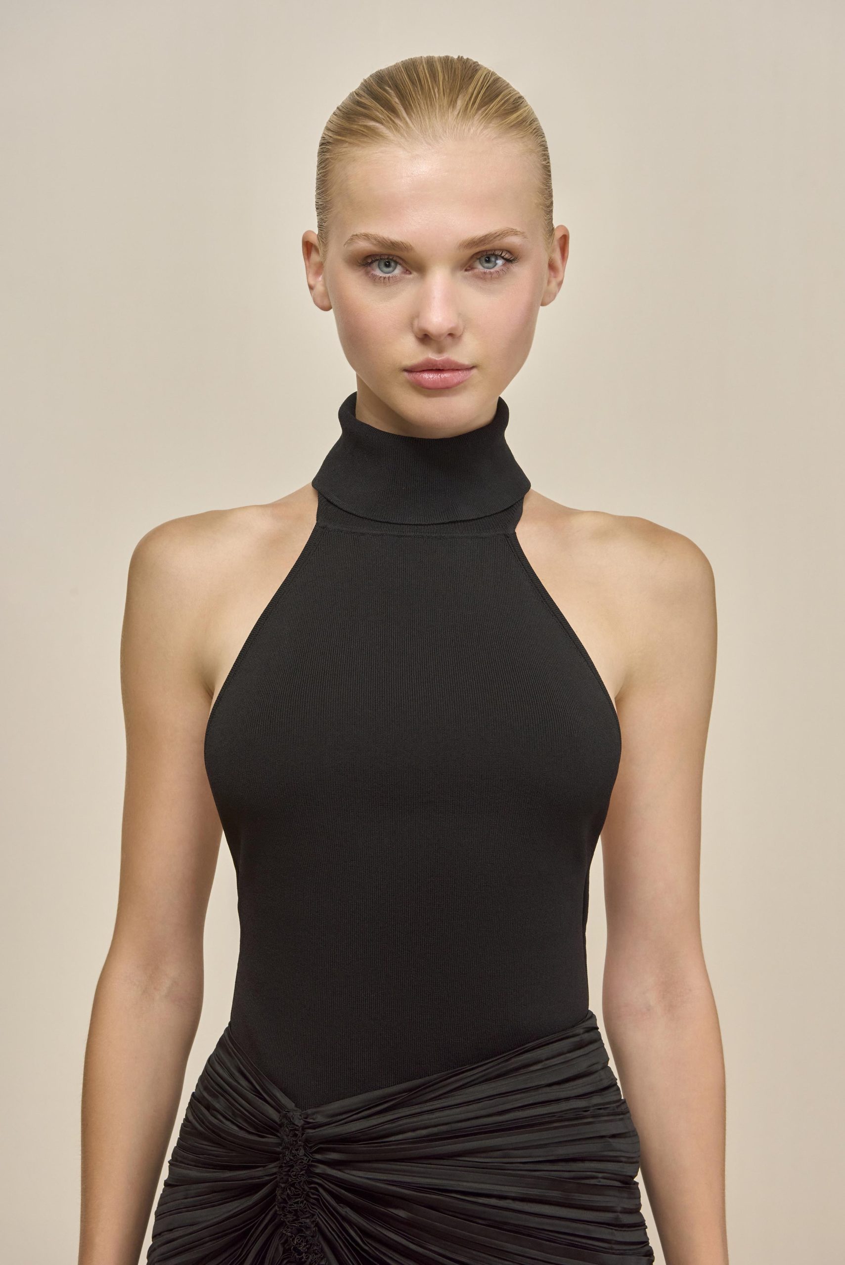 WAKE KNIT TOP