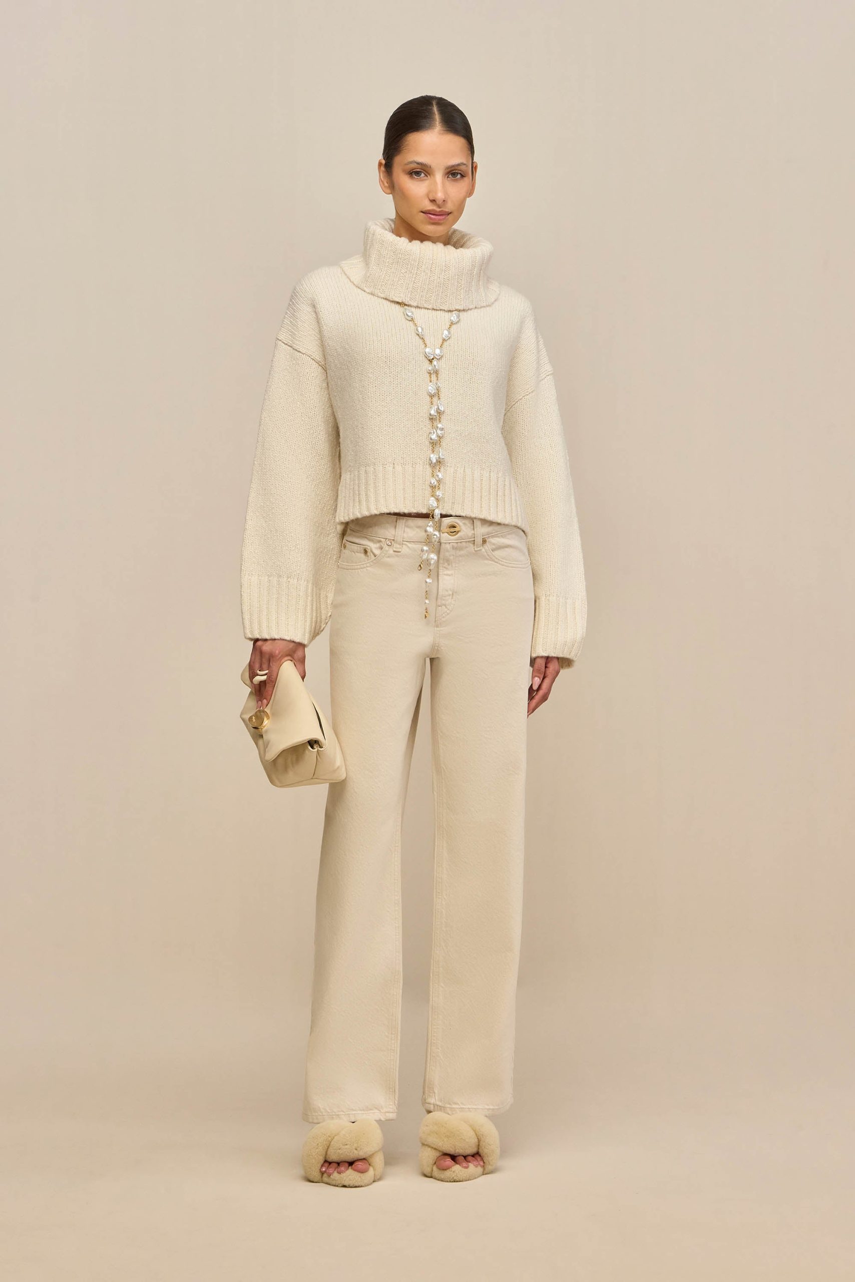 BELANA SWEATER