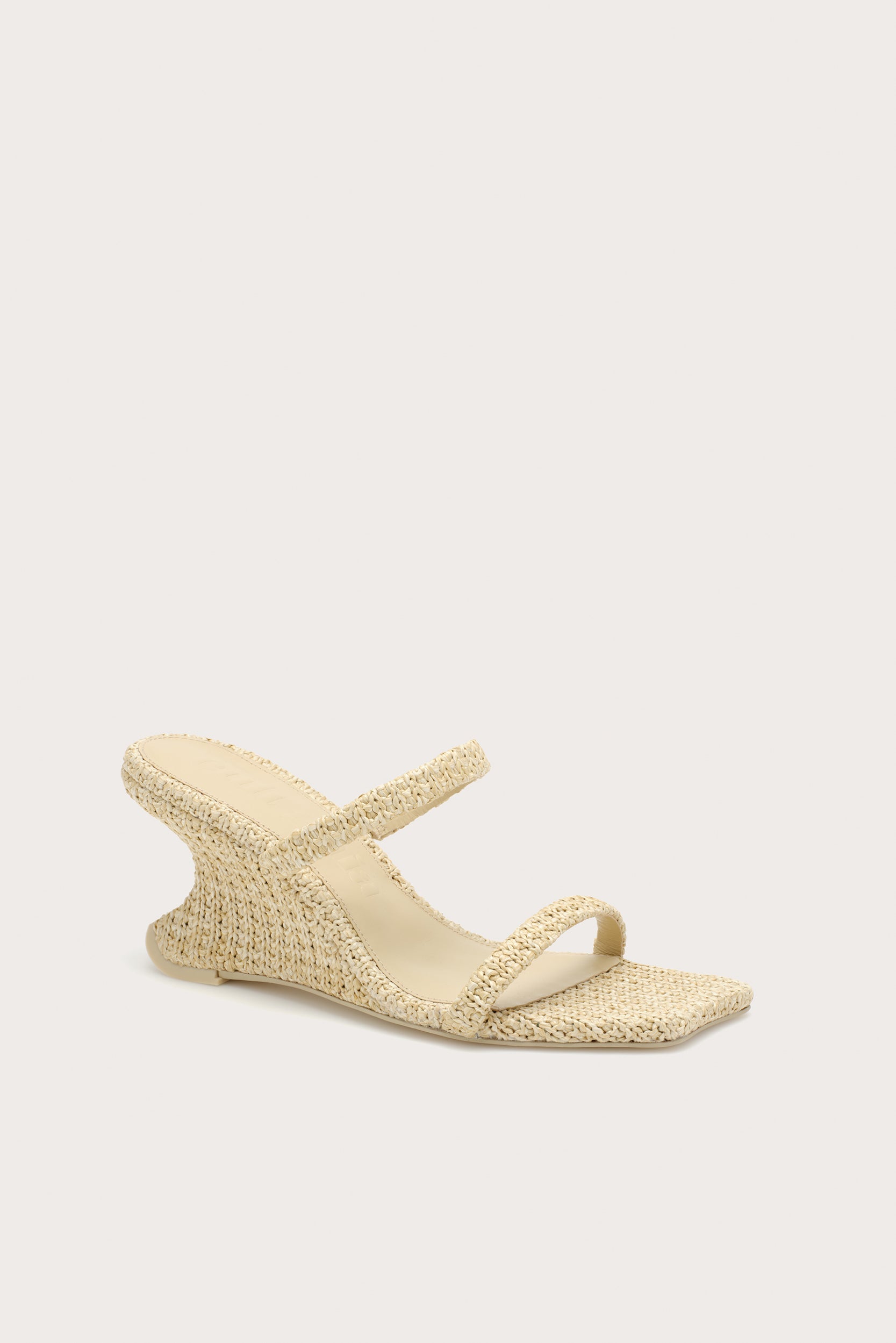 RAVENSANDAL_NAT_260108_Cult-Gaia_Product13364_WEBBED